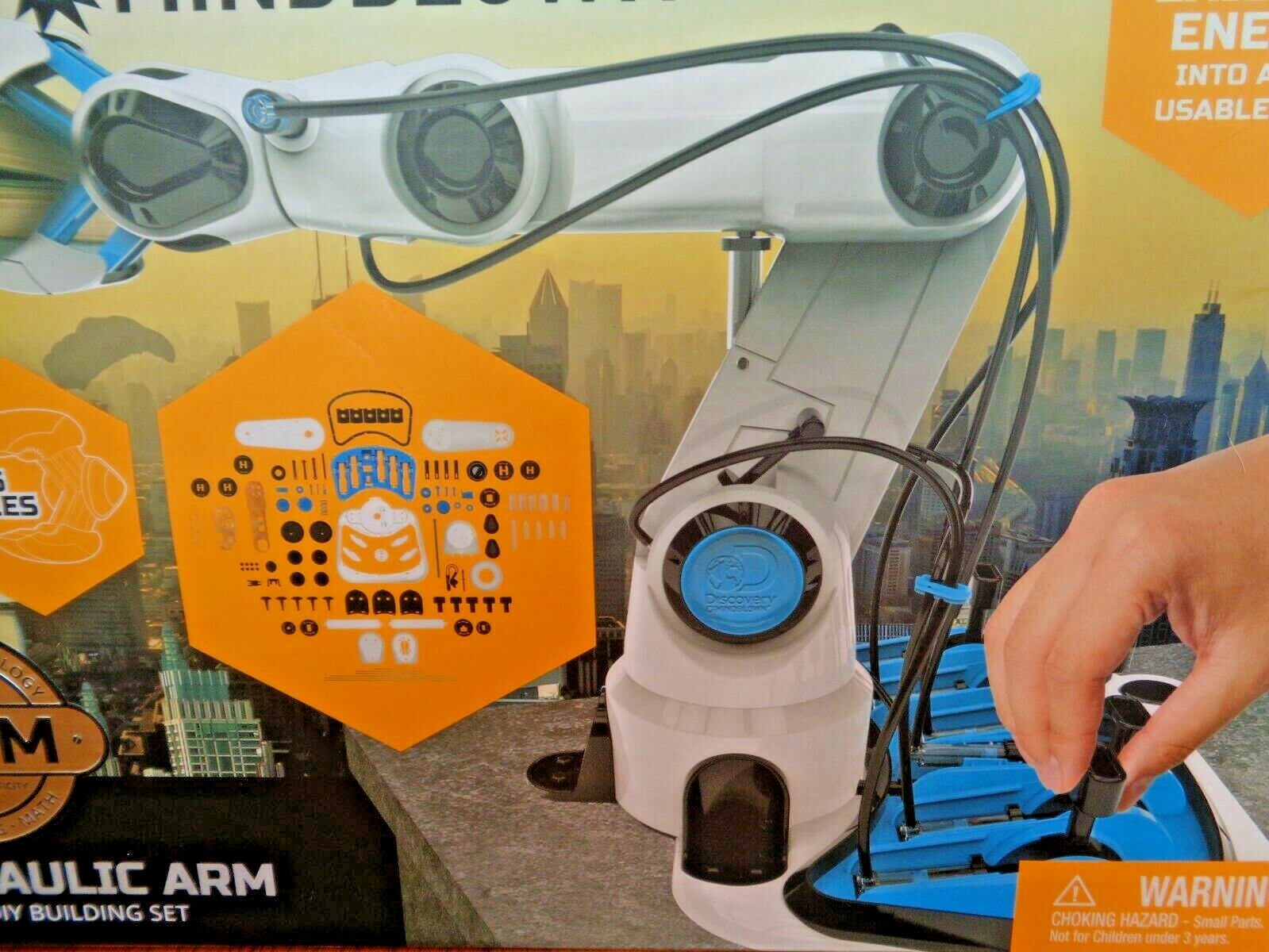 Discovery # Mindblown Kids 176 Piece Hydraulic 6 Lever Control Robotic Arm Toy