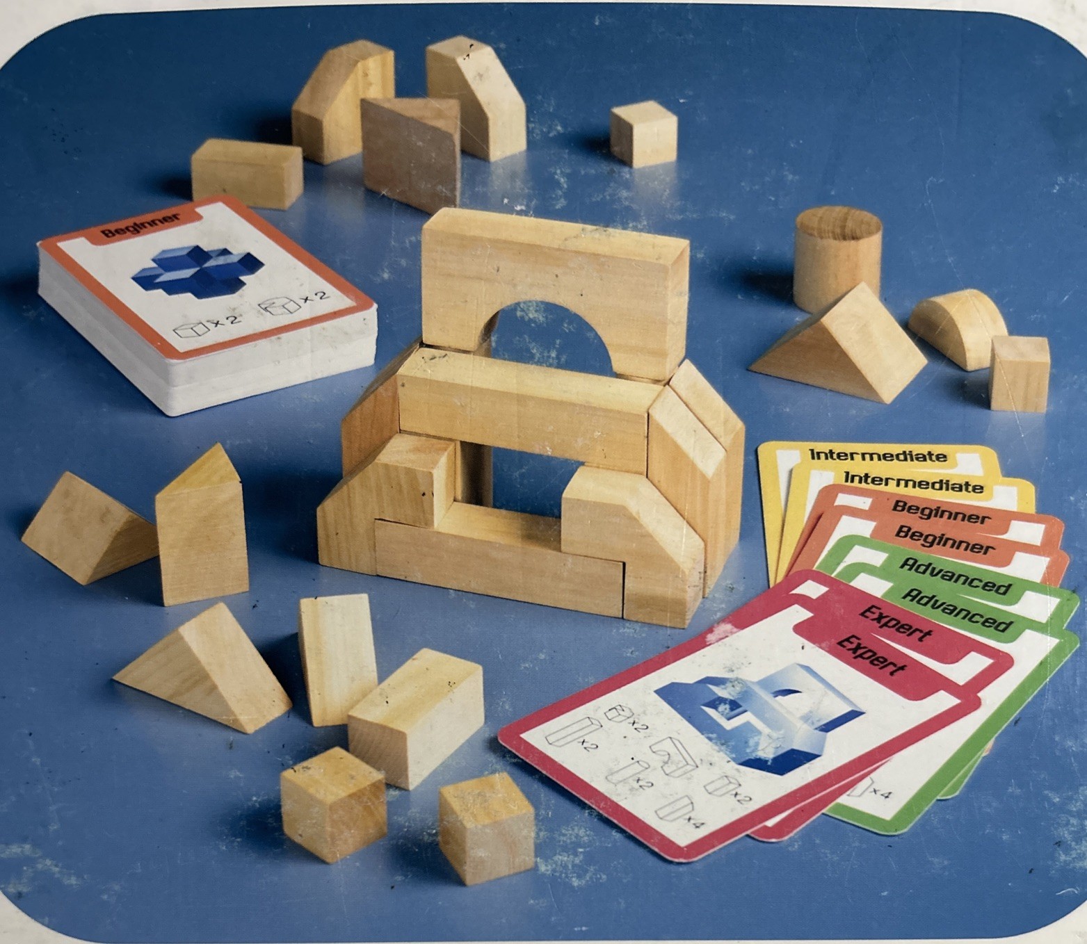 Wooden Blik Blok – Can you build what you see? By MindWare (2006)