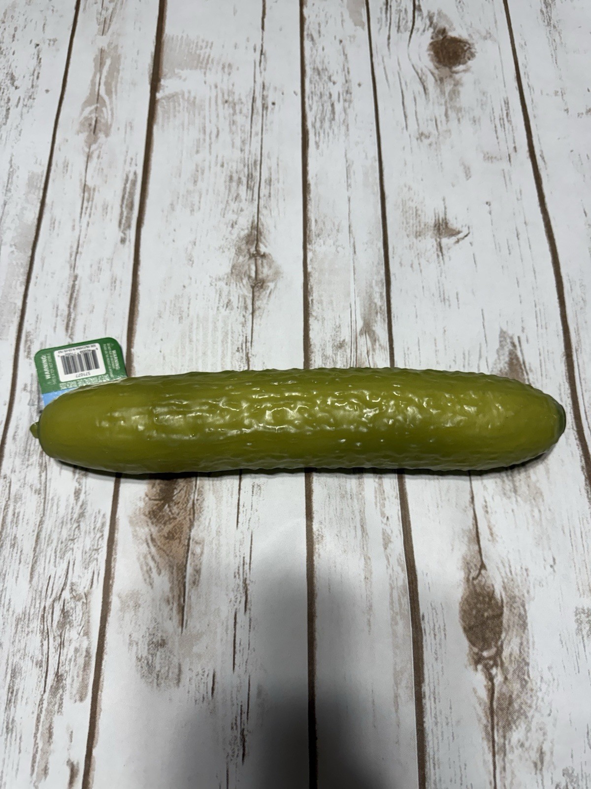 Toy Mendous Squeezy Pickle Giant XL Sensory Squishy Stress Toy Fidget NEW Viral