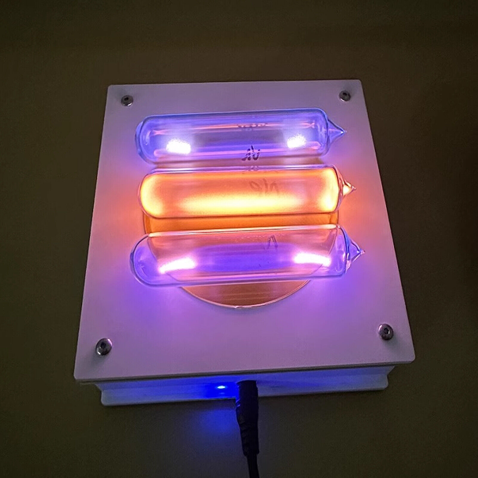 Flat powerful tesla coil and compact for gas-discharge tubes and bulbs 110V/220V