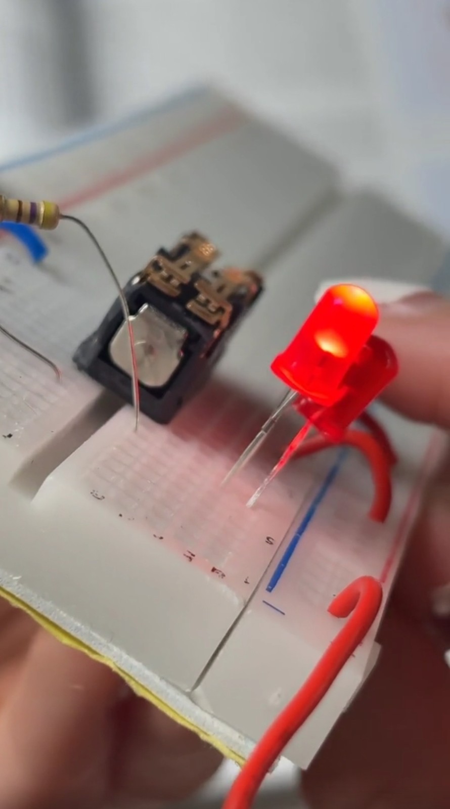 Make: Electronics Kit 1 Economy – 3rd Ed Component Pack Sec 1-3 in 3rd Ed Book