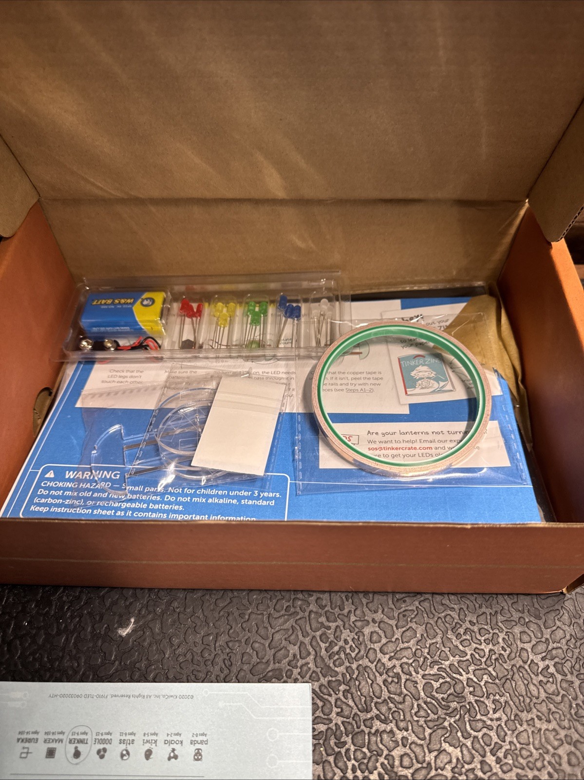 1 New STEM Kiwi Co. Tinker Crate PAPER CIRCUITS A HANDS ON SCIENCE EXPERIENCE