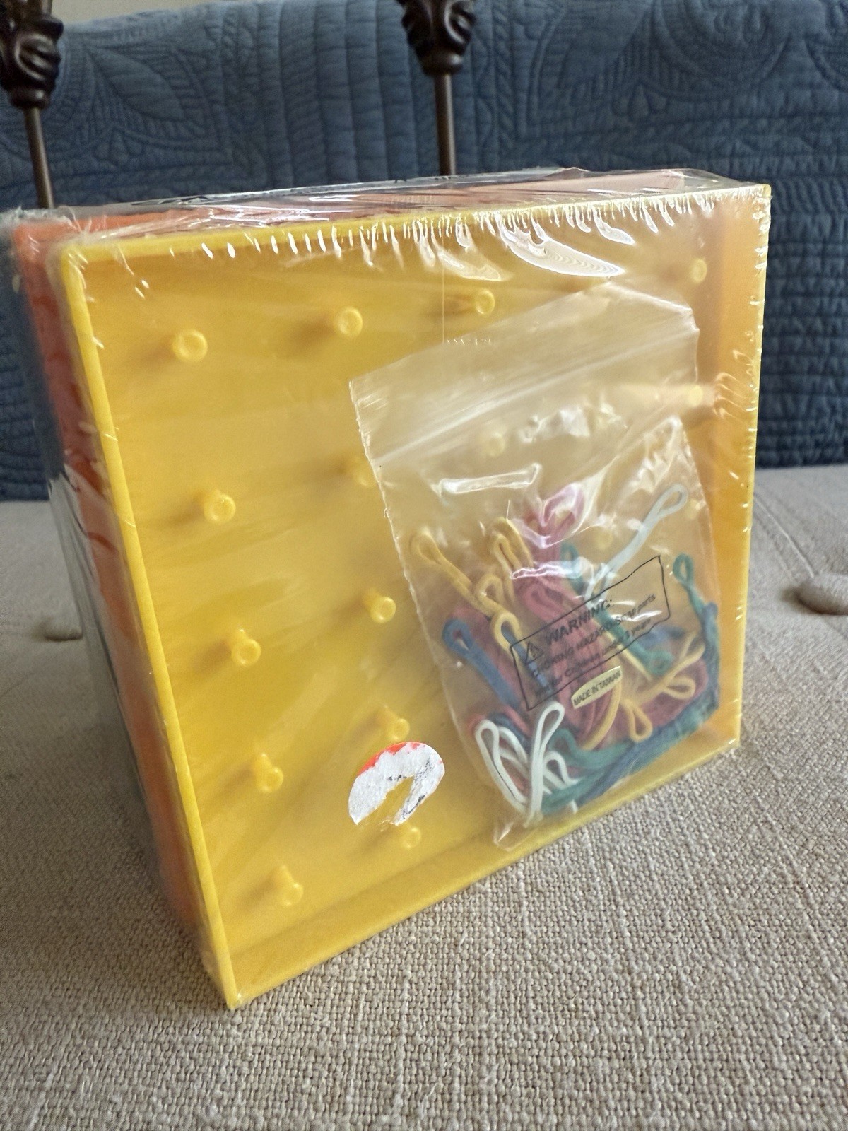 Set of 6 New Geoboards 5“ two sided Sealed EAI education Multicolor W/ Bands