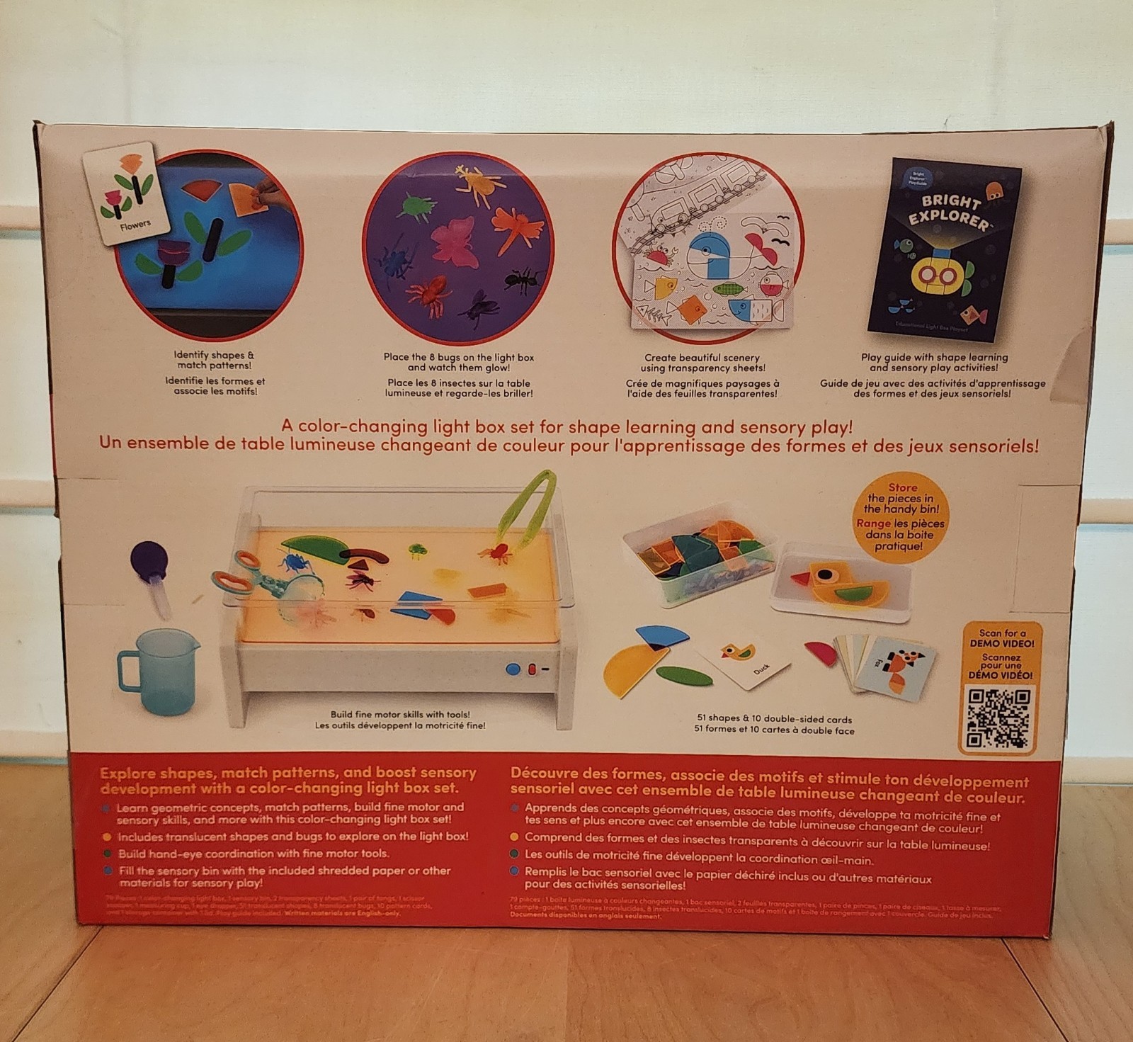 New battat Bright Explorer Educational Color-Changing Light Box 79-Pc Playset