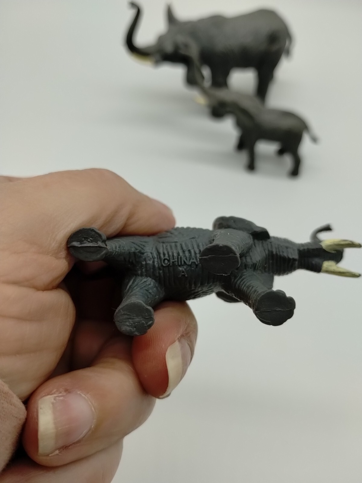 Vintage Lot Of 3 Plastic Toy Elephants 1998 China Safari 2.5, 3.5 And 4 Inches