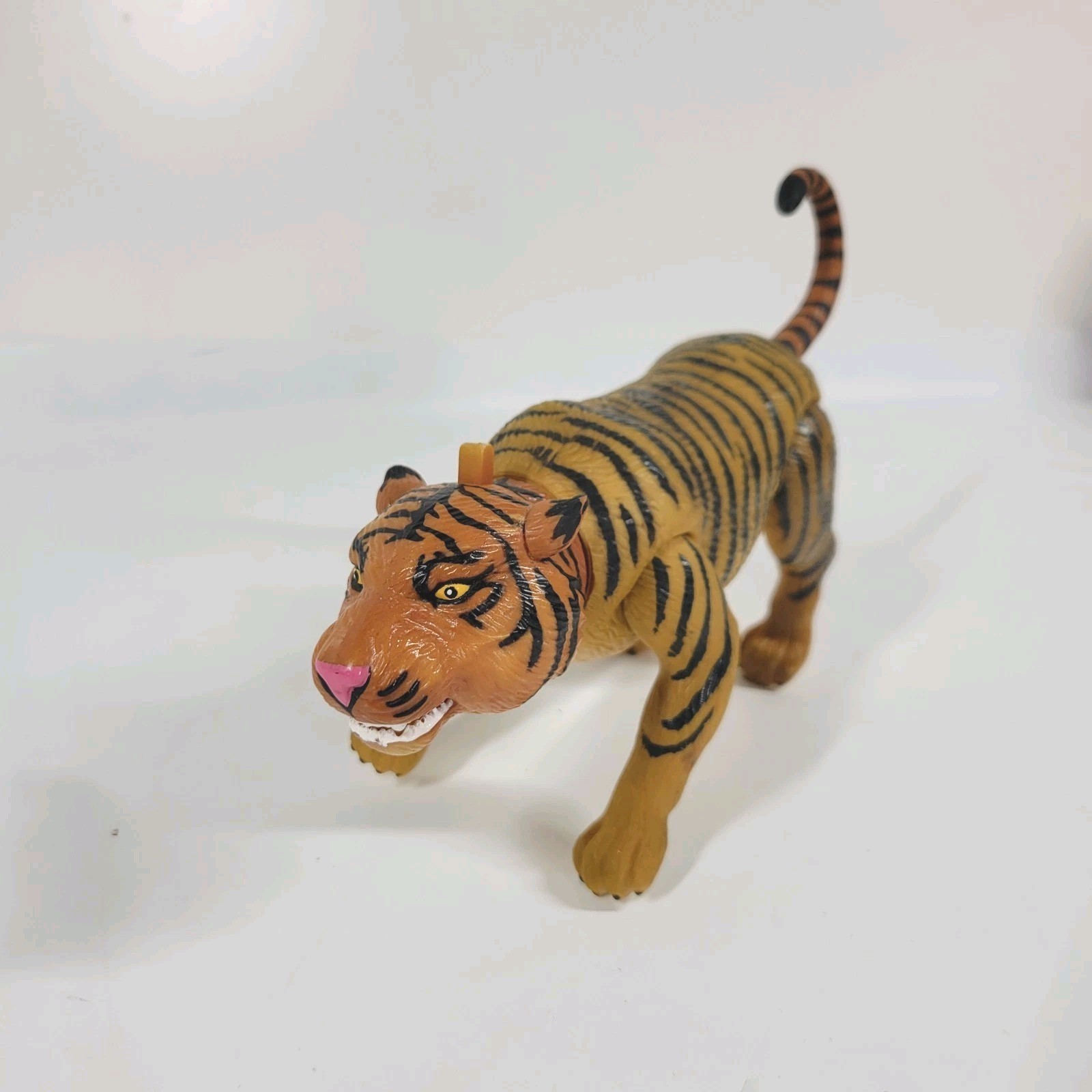 Vintage Plastic Articulated Tiger Action Figure 1987 HG Industries Toy Poseable