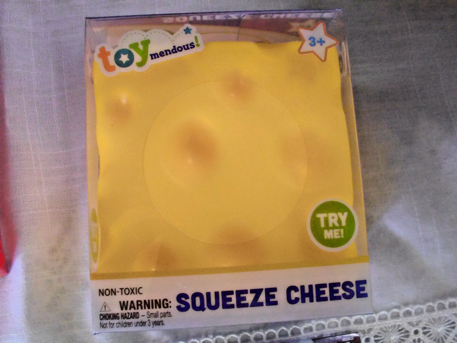Sunny Days Jumbo Squeezy Strawberry, Toymendous CHEESE Squishy 3 SQUEEZY-SAURS
