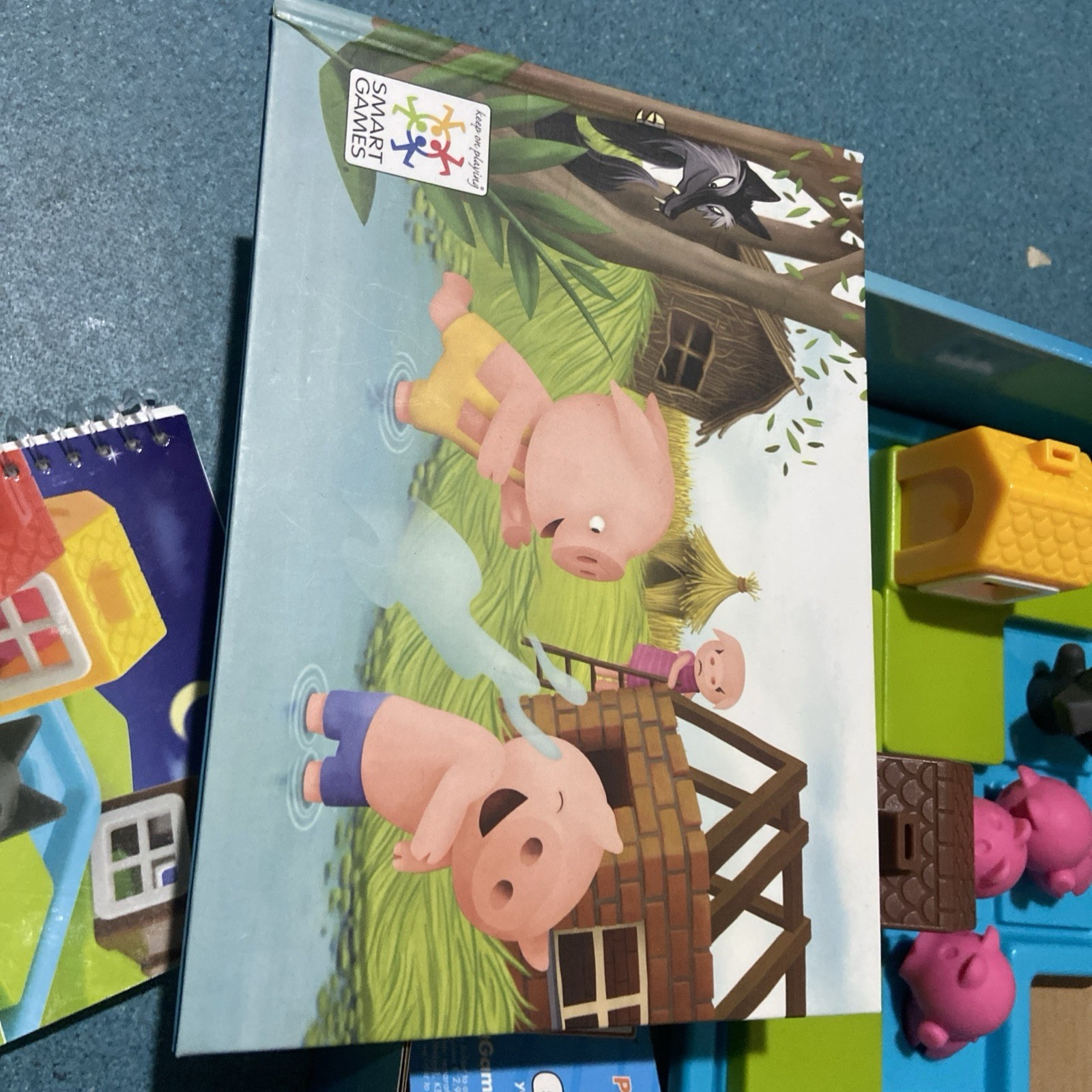 Smart Games *Three Little Piggies* Board Game Plus Picture Book! 48 Challenge