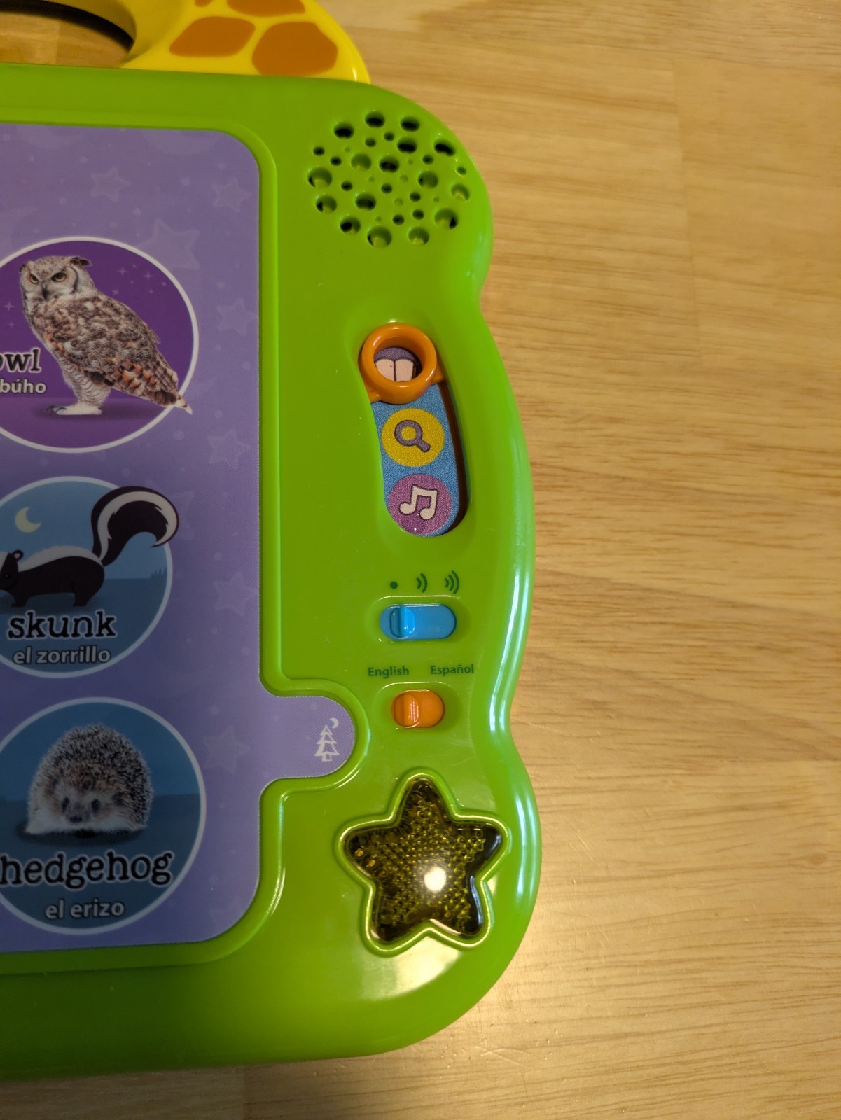 Leap Frog 100 Animals Book – Green Zoo Safari Woodland English/ Spanish speaking