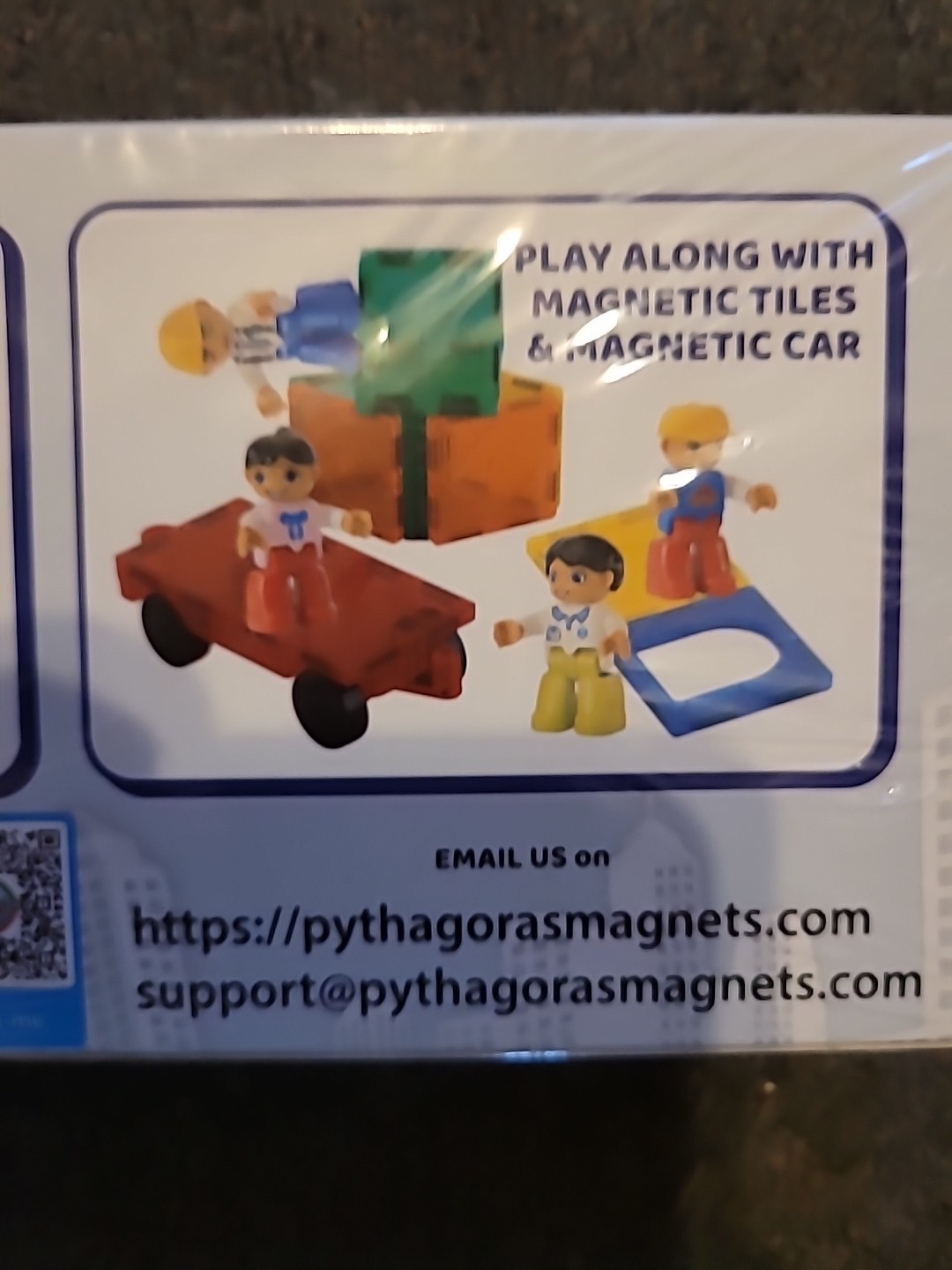 Magnetic 4 Figures Banker Edition Child Kids Play Along Build Action