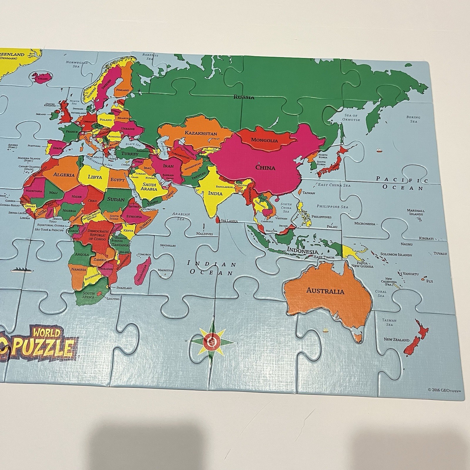 GeoPuzzle GeoToys Geography World Map Puzzle Country Shaped Pieces 68 Complete