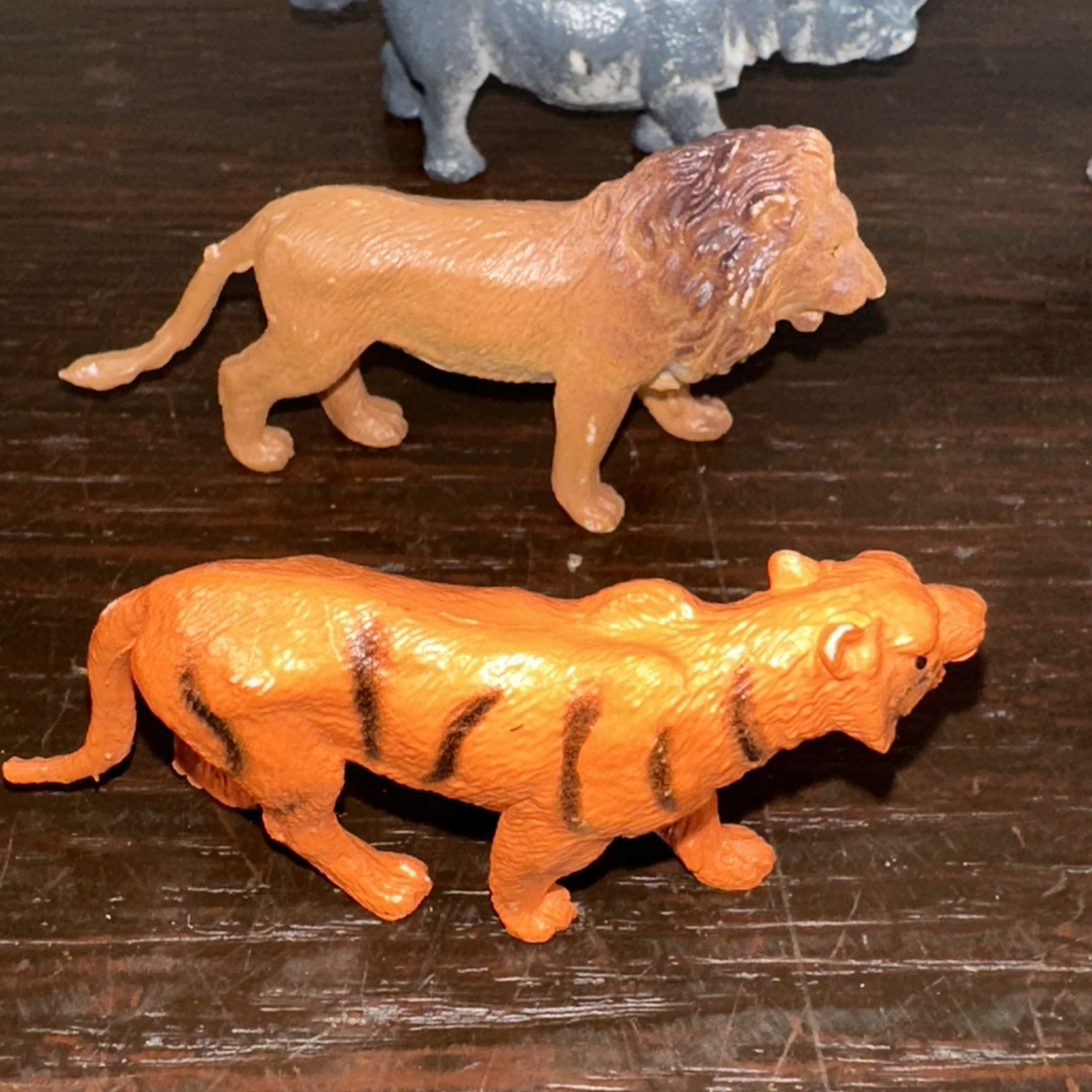 Miniature Wildlife Animal Figures Lot Of 6 Elephant Rhino Tiger Polar Bear…