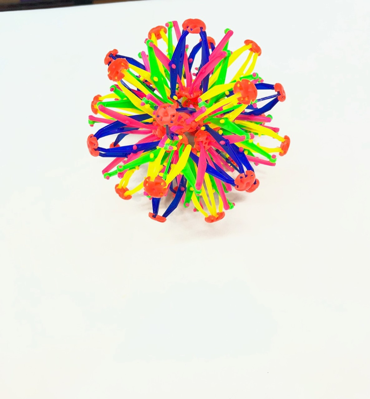 Hoberma Transformer mini Expanding Sphere Neon Colors Set of 4 New without Box