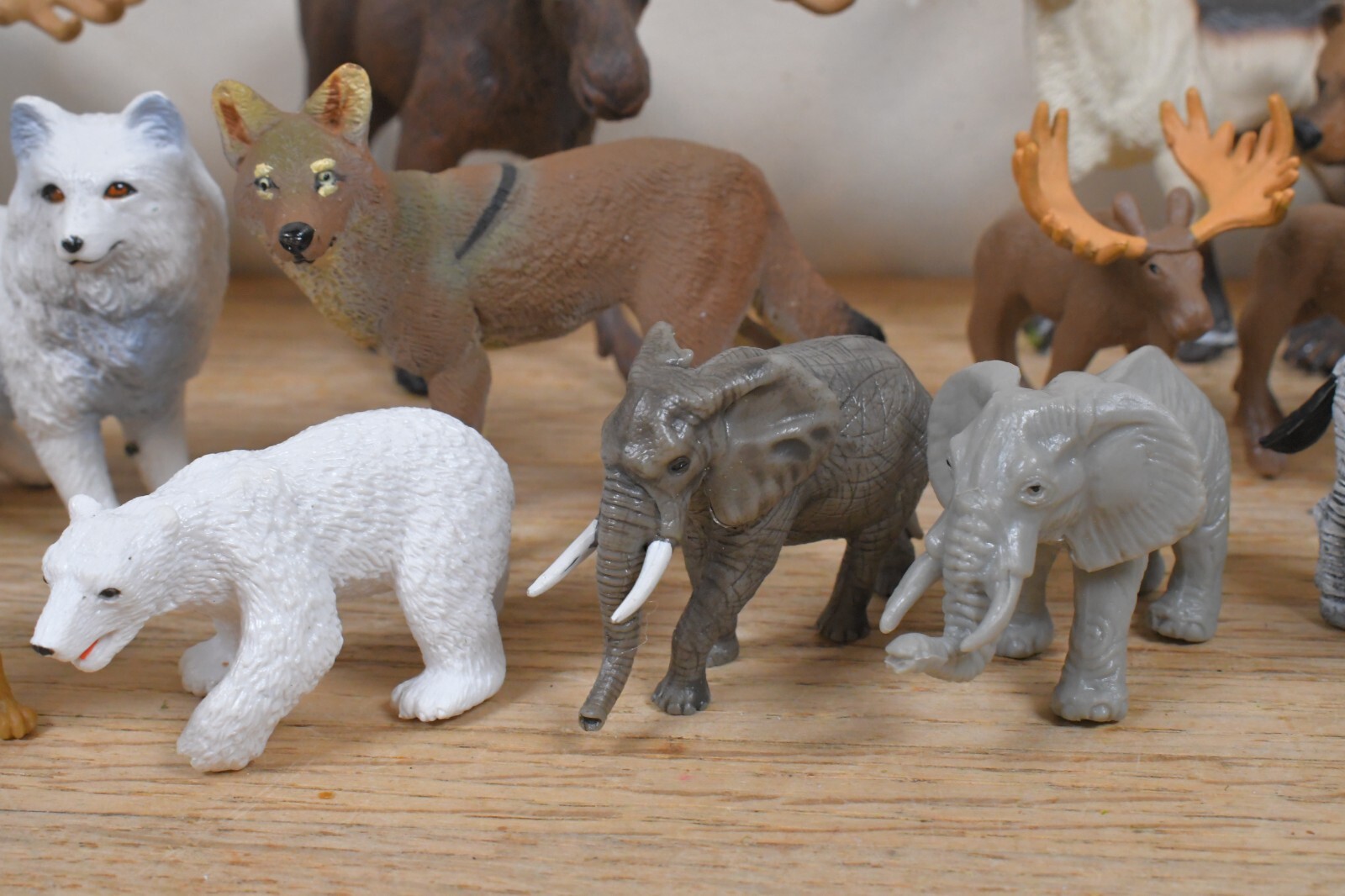 (55) Safari LTD Animal Figures 5.5″ to 2″ in Size