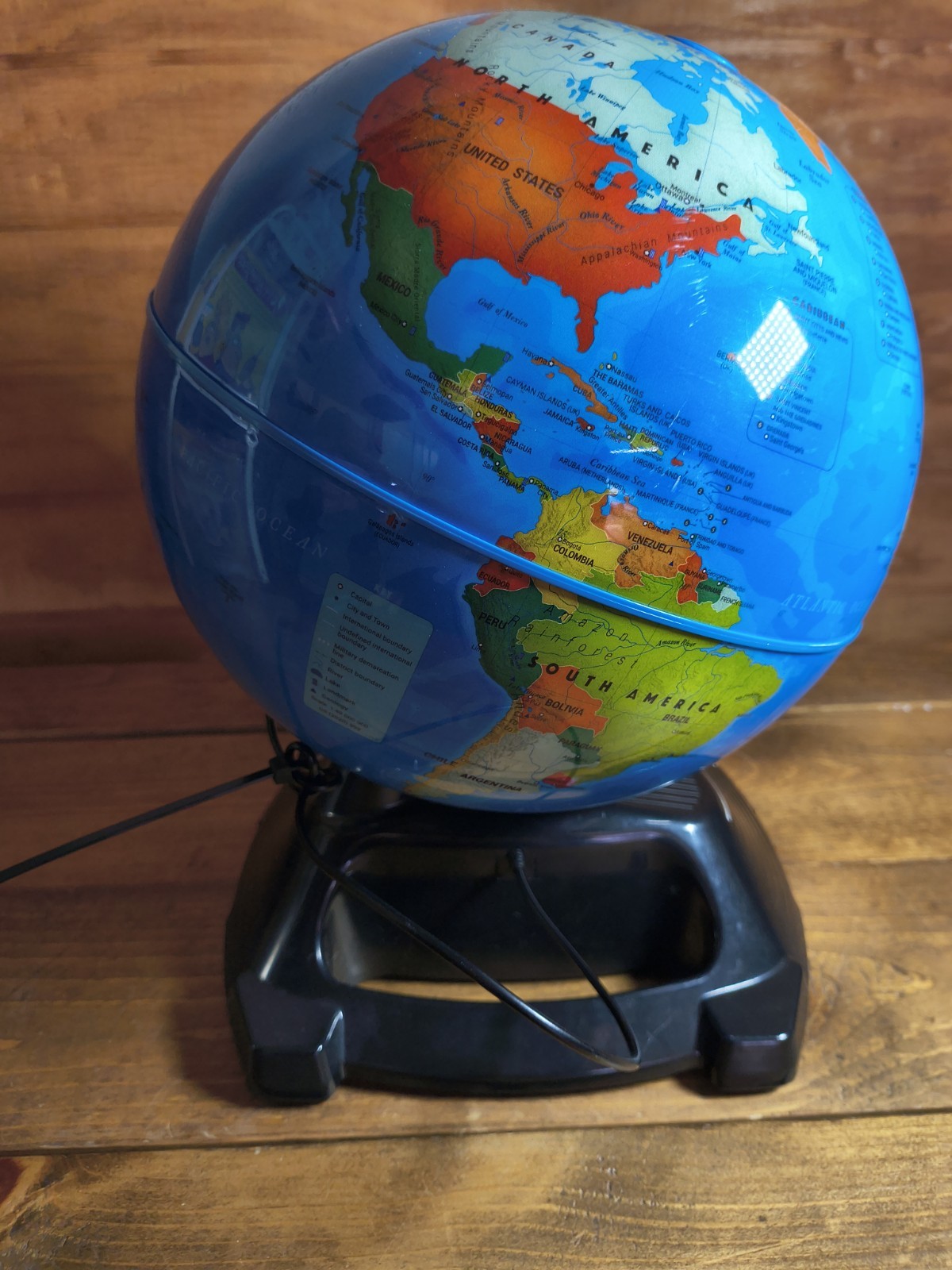 Leapfrog Magic Adventures Globe w/ LCD Integrated Video Screen Display