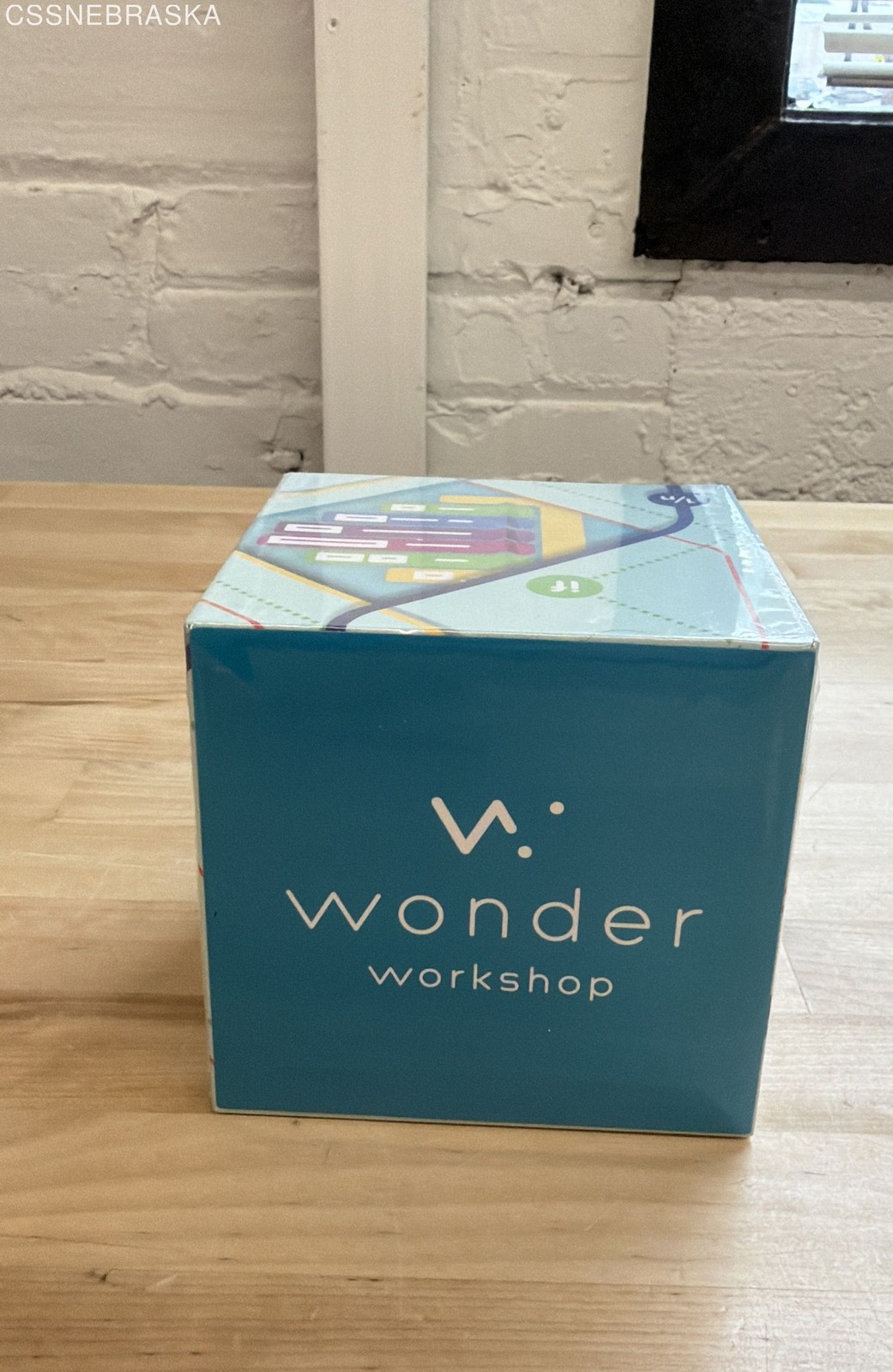 Wonder Workshop Dot Smart Robot Model DOO1 2016 Factory Sealed New Coding Toy