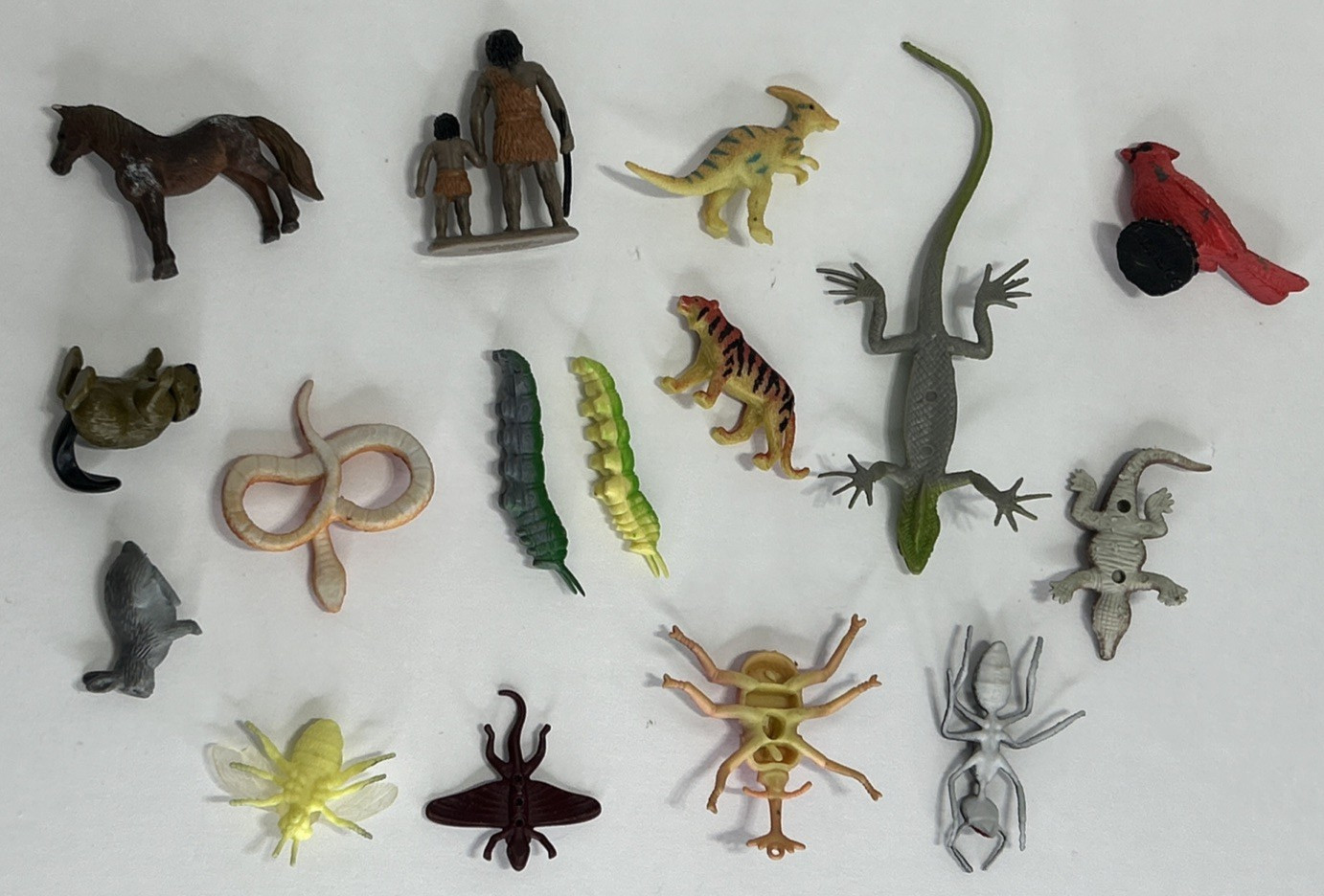 16 pc Lot Realistic Plastic Animals Bugs Insects Figurine Figure Toy Dino Tiger