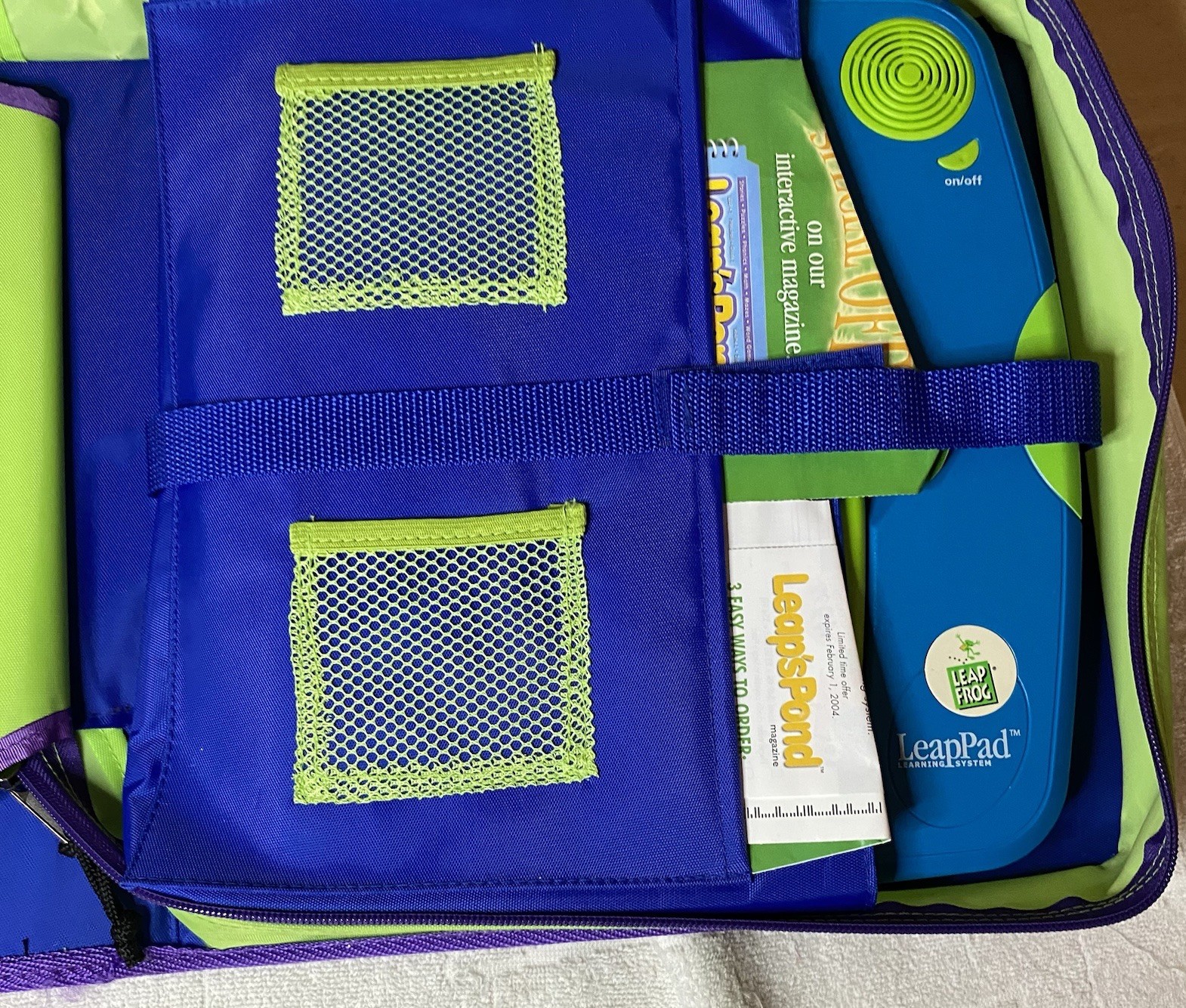 LeapFrog Leap Pad Learning System, Case, Books, Cartridges *UNTESTED