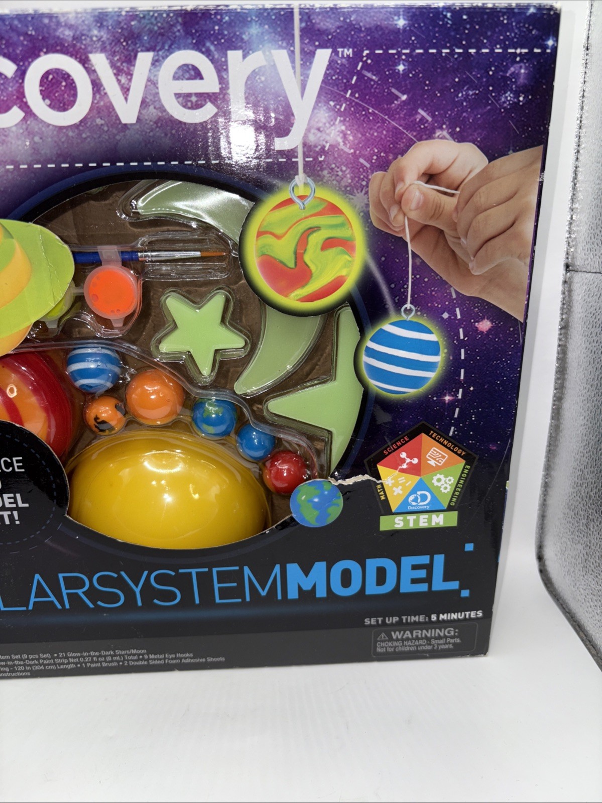 Discovery Channel Kids STEM 3D Glow-in-the-Dark Solar System Model Kit – SEALED