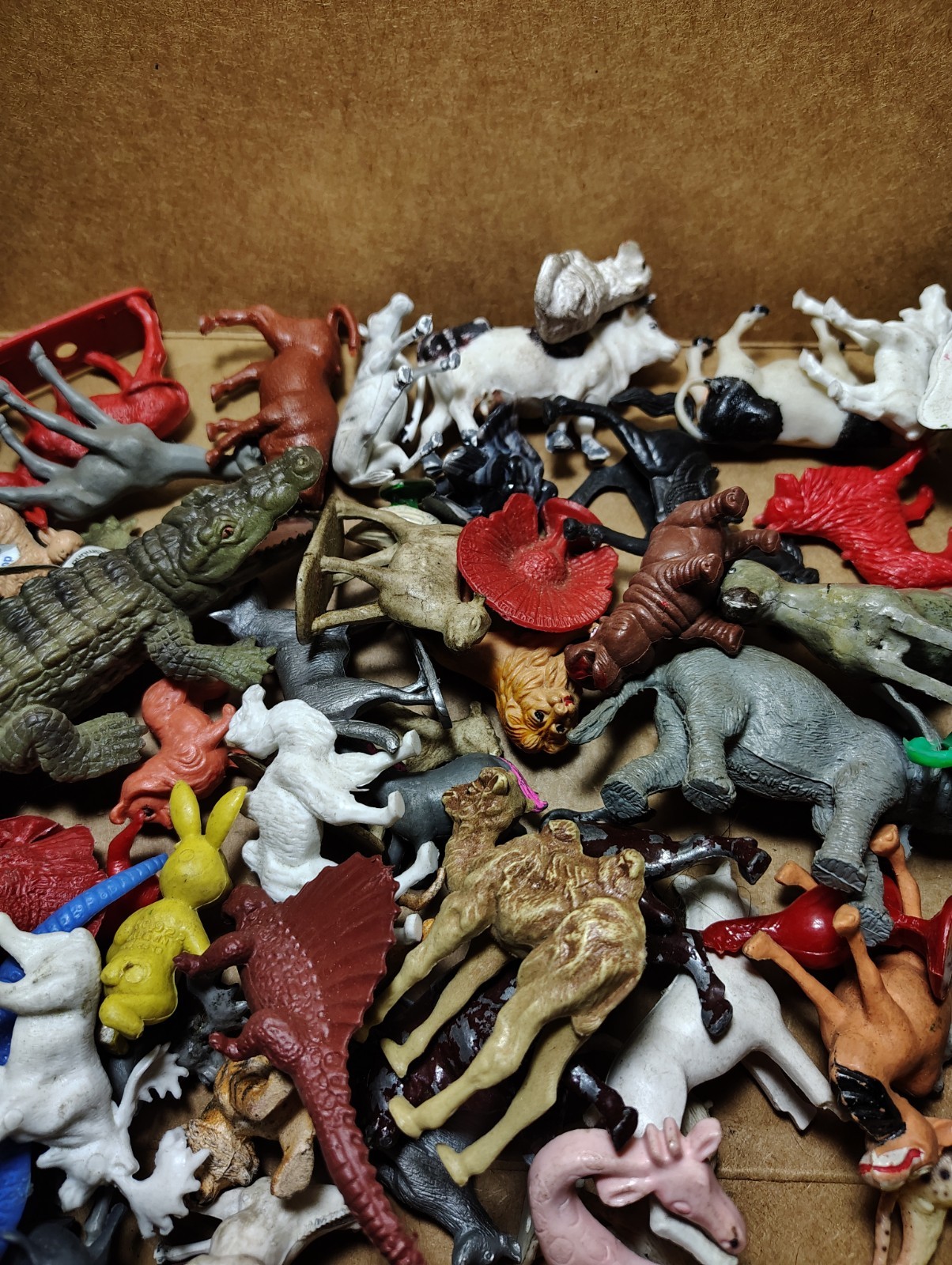 Vintage Plastic Rubber Animal Figures Lot Zoo Farm Safari Dinosaur Toys 3 Lbs