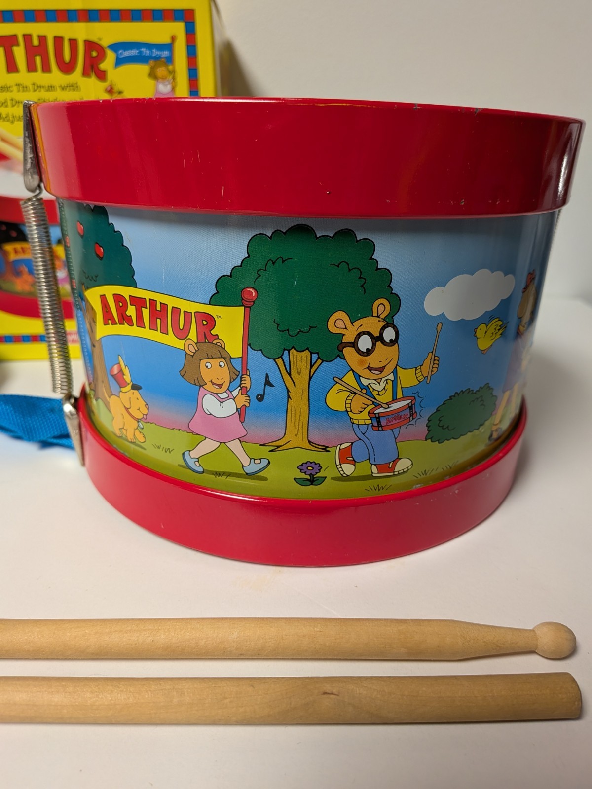 Vintage ARTHUR Schylling Tin Drum Toy w/ Drumsticks Adjustable Strap 1998 PBS