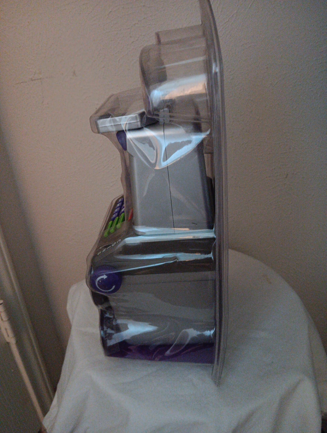 Vintage NEW IN BOX YOUNIVERSE Money ATM Machine SAVINGS BANK SUMMIT TOYS 2004.