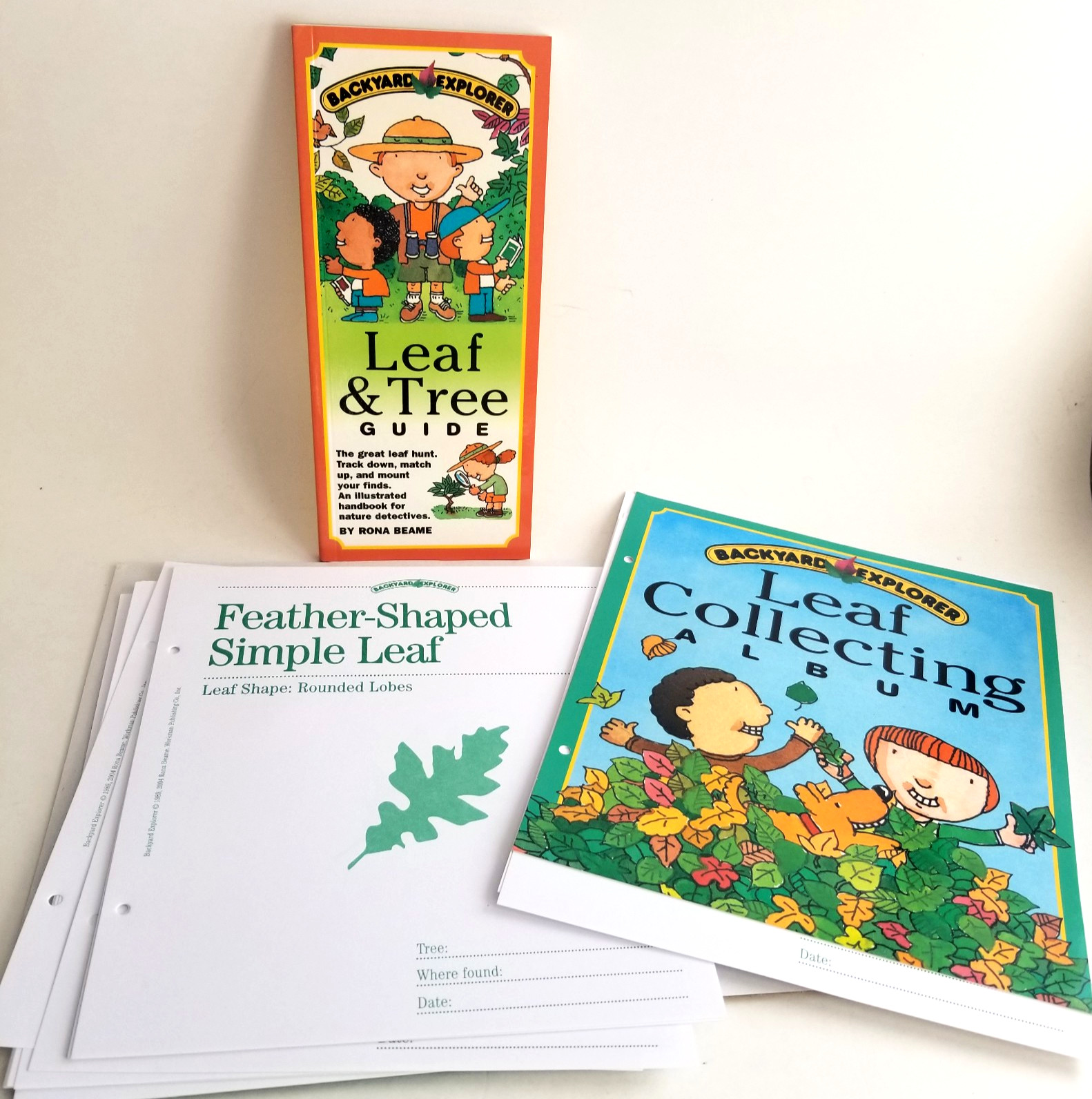 Backyard Explorer 3 In 1 Collectors Kit Leaf Album Book S-3