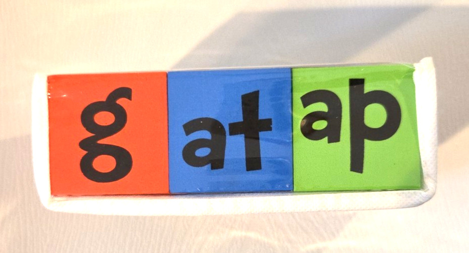 NIB Dr Seuss 6-pc Multicolor Foam Letter Activity Blocks for Kids Age 3+