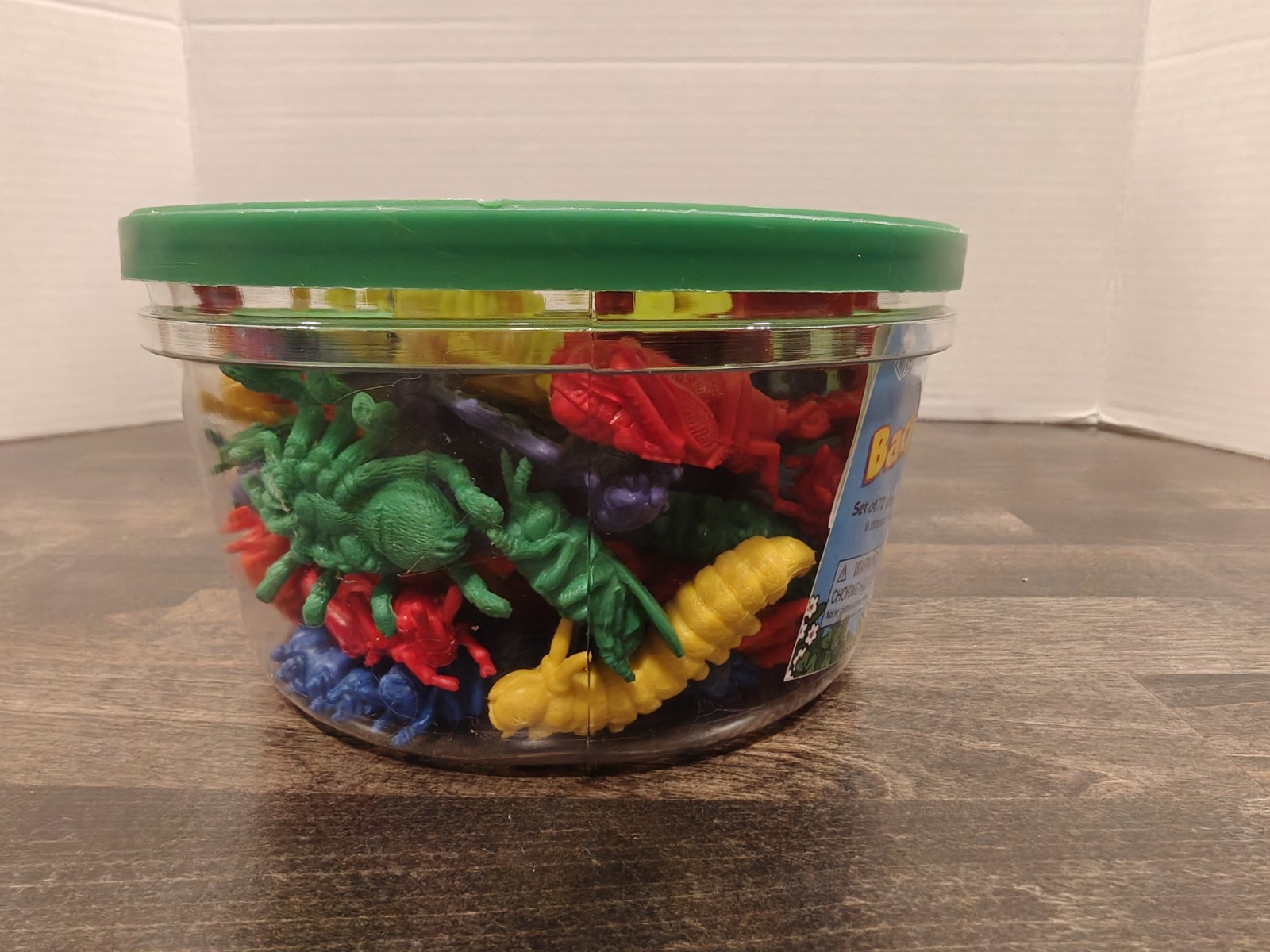ELEMENTARY PRE-K COUNTERS BACKYARD BUGS EDUCATIONAL SORT COUNT, 69 Total