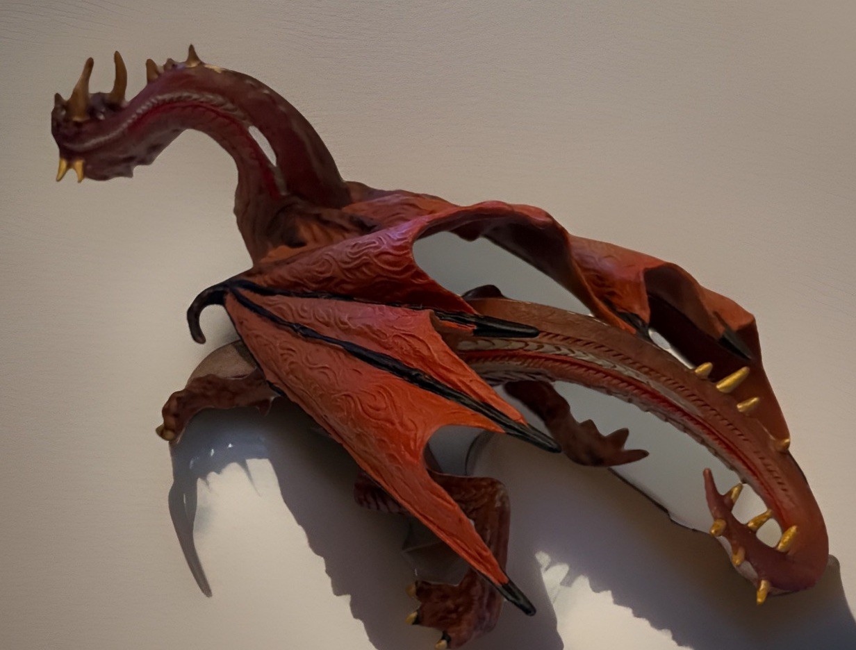 Red Mountain Dragon Action Figure Fantasy, 2008 Safari Ltd.