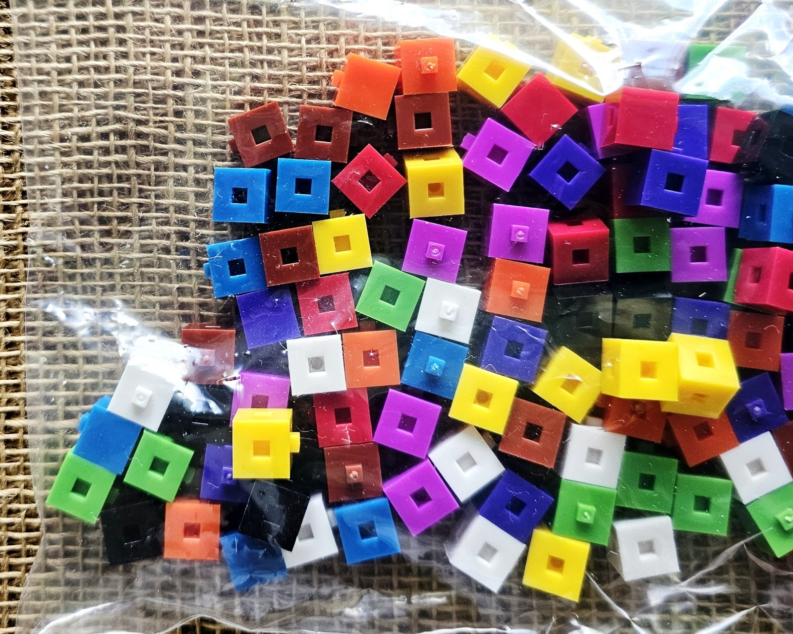 Hand 2 Mind ETA Centimeter Unit Cubes 100pc Math Manipulatives