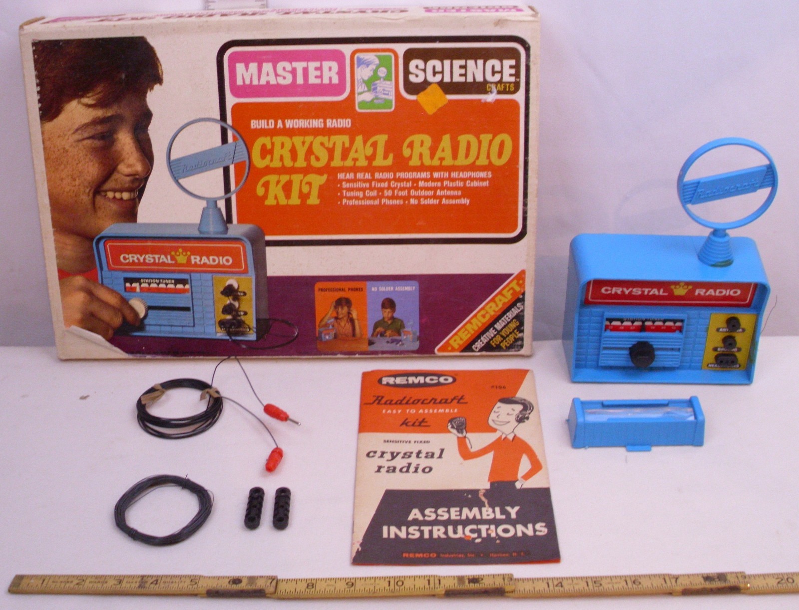 REMCO CRYSTAL RADIO KIT MASTERS SCIENCE BOXED 1960s #106