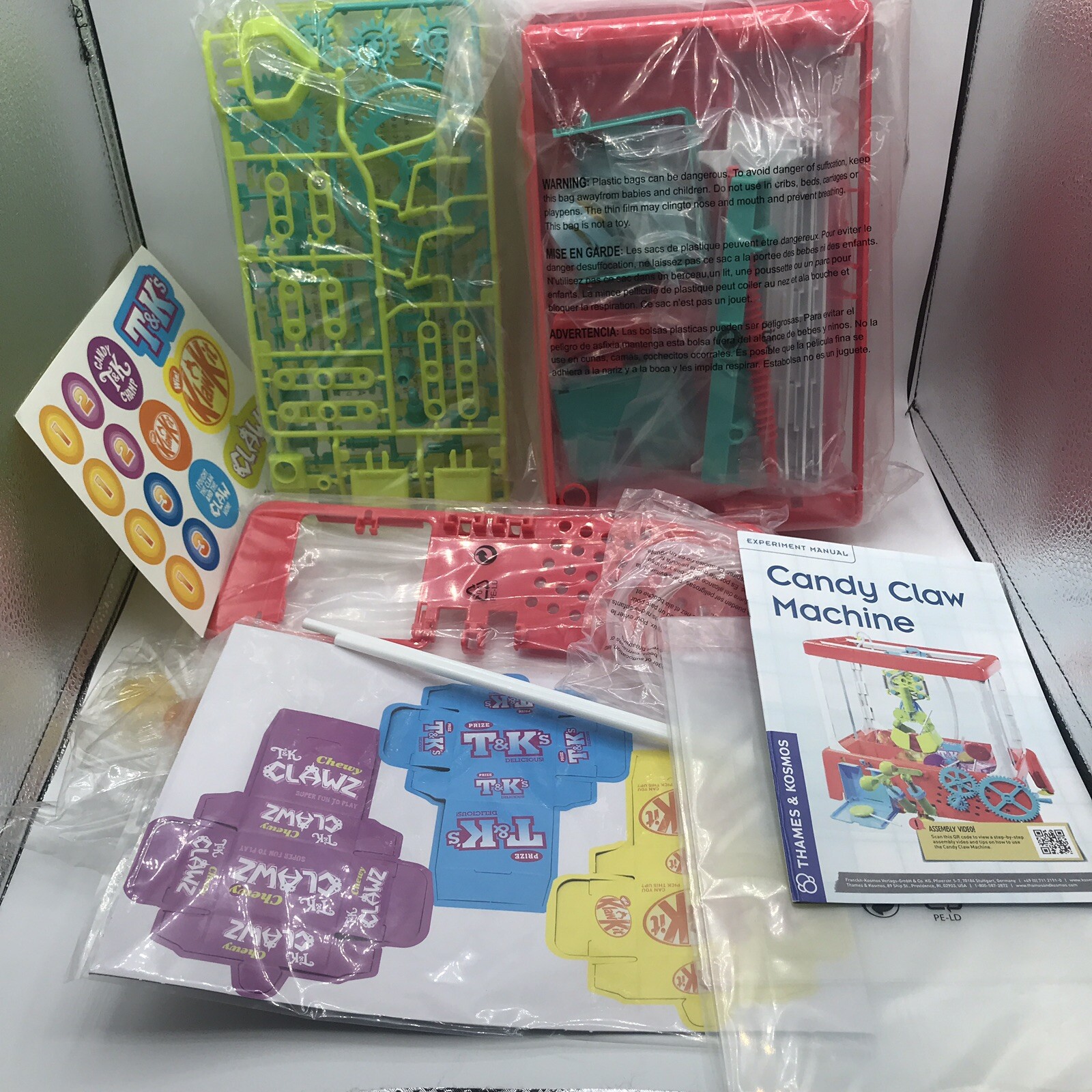 Candy Claw Machine Arcade Game Maker Lab STEM Experiment Kit Engineering 550103