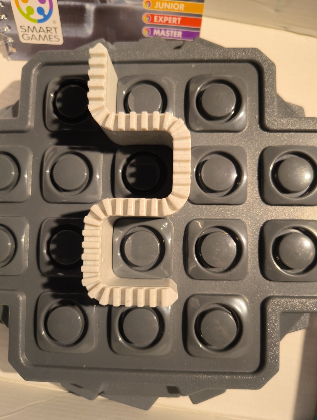Walls & Warriors Logic Puzzle Smart Game Board Challenge Stem Single Player READ