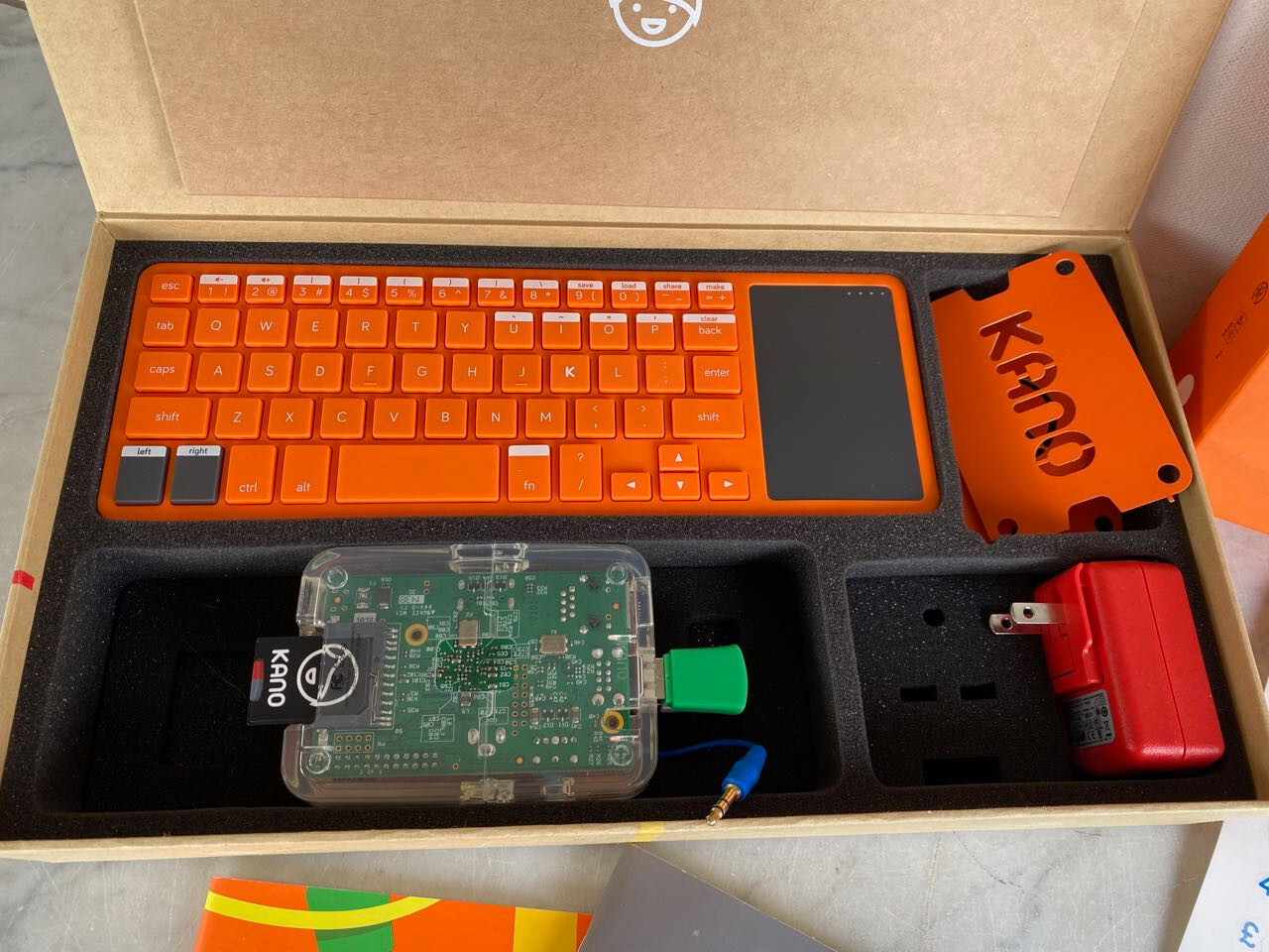 KANO Computer Kit for Children. RASPBERRY Pi. Tested Works Great