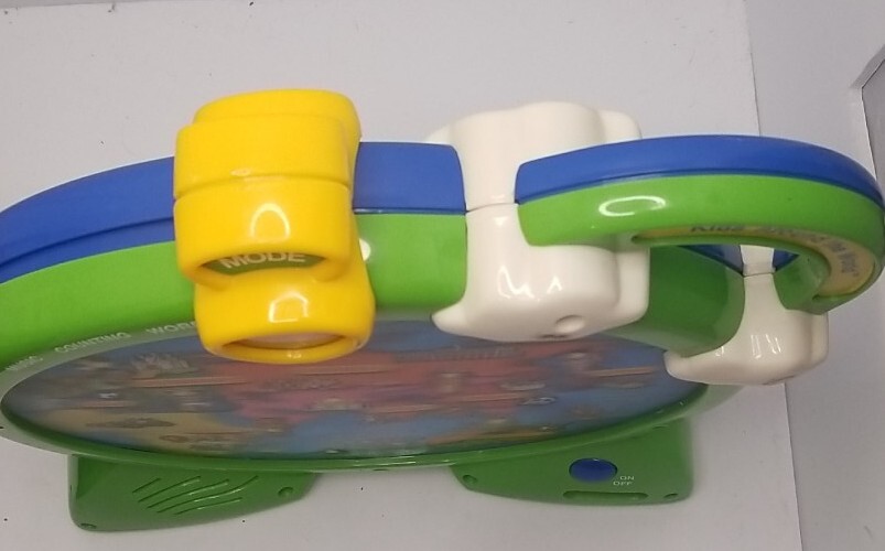 Fisher-Price Mattel Kids Around The World 2 Sided Lenticular See’nSay Elec. (A6)