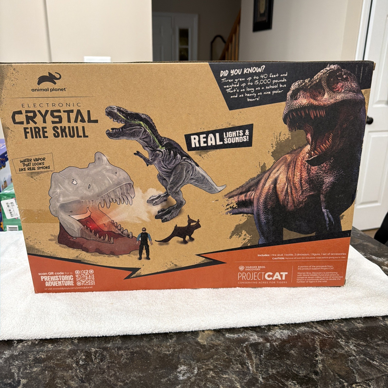 Animal Planet Crystal Fire Skull Dino Playset