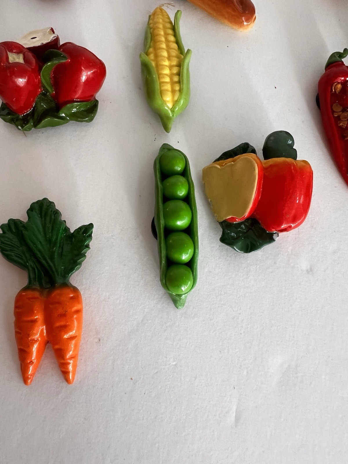 MAGNETIC Realistic Fruits, Veggies, Food Educational About 2” Set Of 19