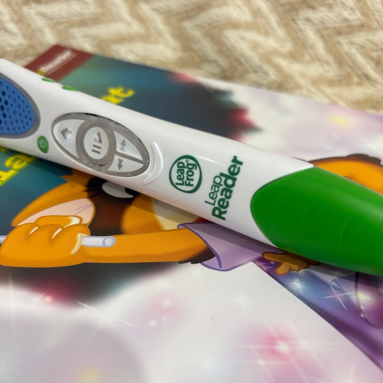 LeapFrog LeapReader System Learn To Read 9 Book Bundle With Pen