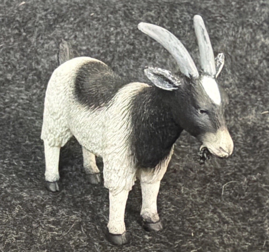 Mojo Billy Goat Figure Blk/ Wht Realistic Wildlife Farm Animal Figurine 4″ 2010
