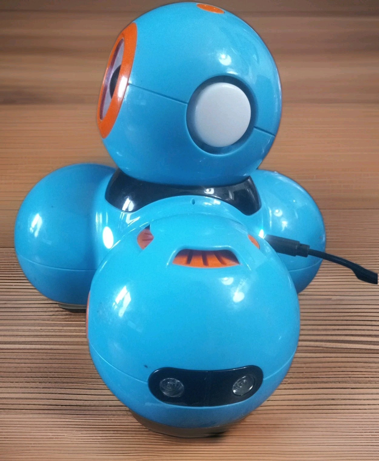 Wonder Workshop DA01 Dash Robot Blue Interactive Robotic Companion Tested