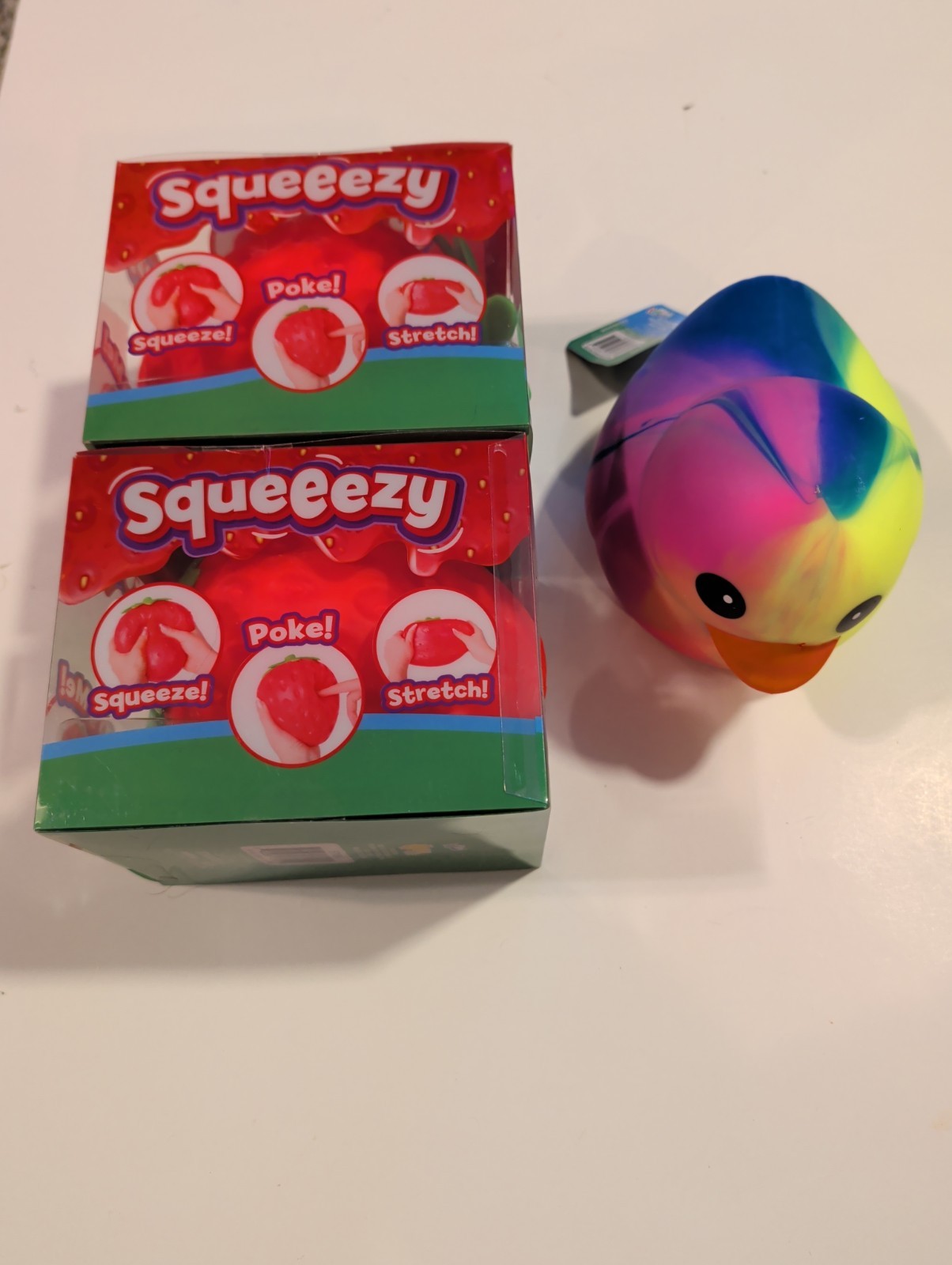 Sunny Days Jumbo Squeezy Strawberry New Sealed X2 Jumbo Squeezy Duck x1 New