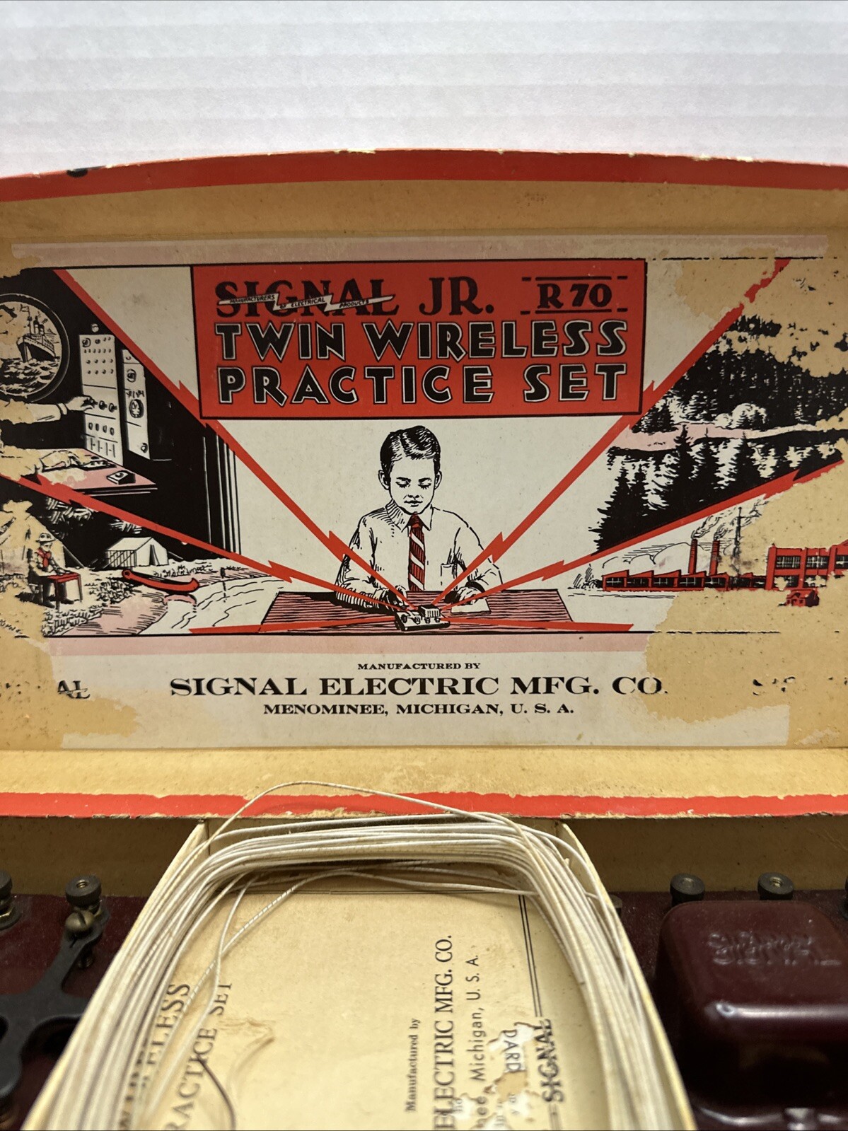 1930’s R-70 Model Signa Jr. Twin Wireless by Signal Electric Mfg. Co. Complete
