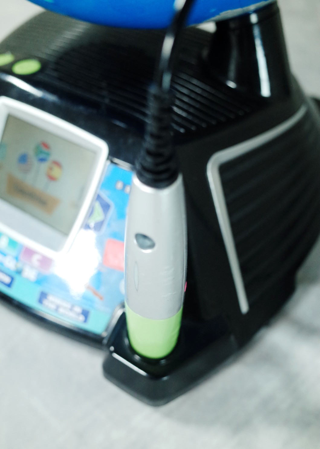 LeapFrog Magic Adventures Globe 2.8″ Video Screen BBC Videos Interactive Games