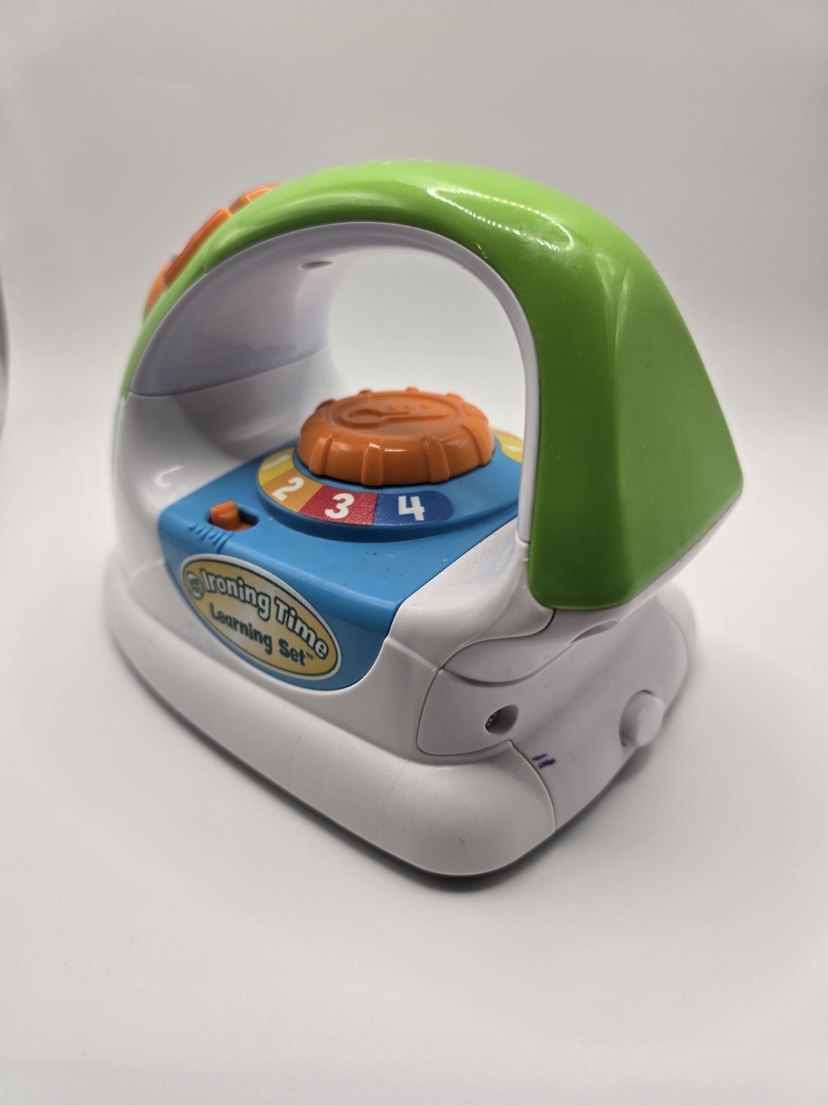 LeapFrog Ironing Time Learning Set, Pretend Play, Teaches Colors, Shapes