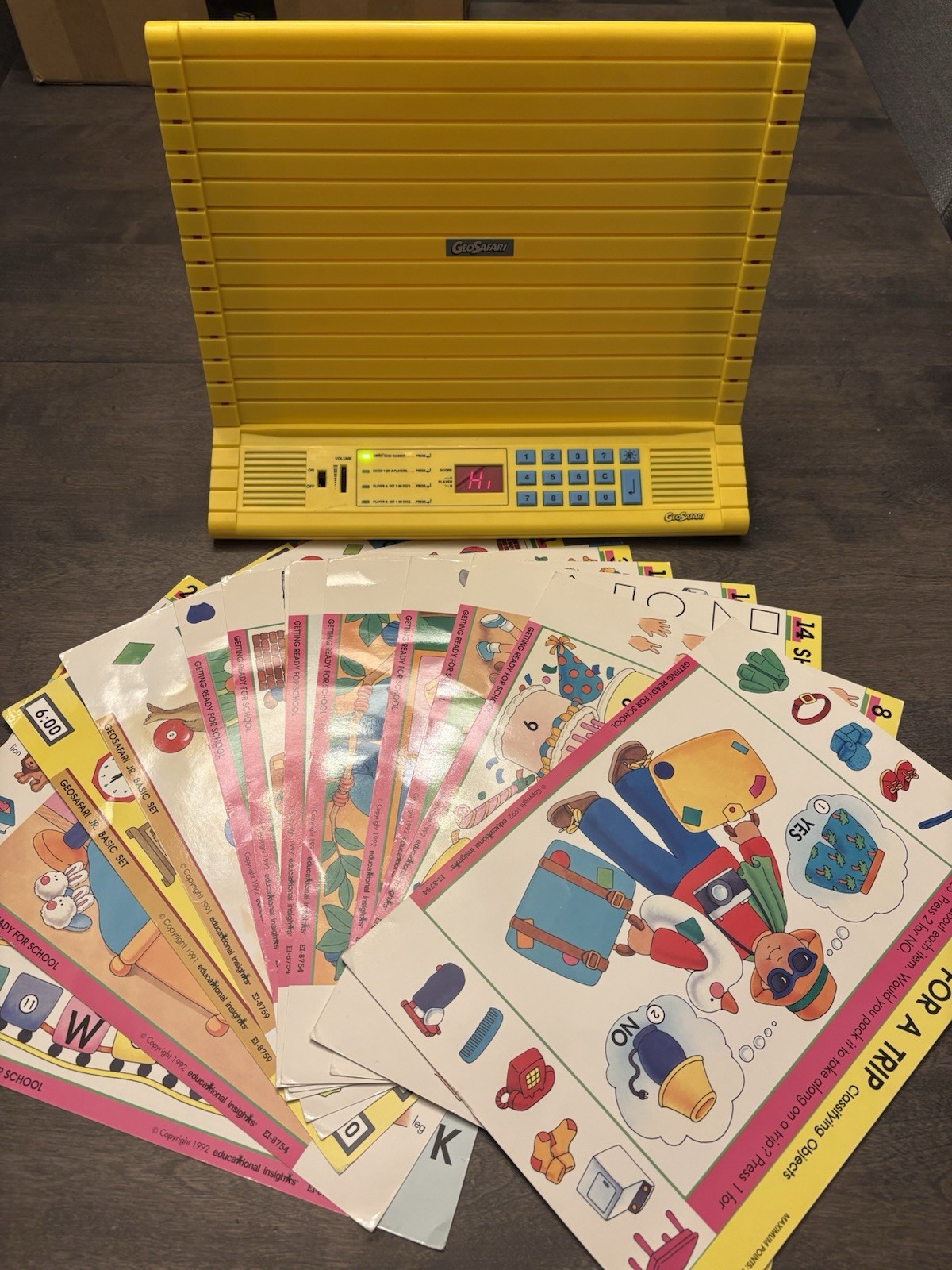 Vintage GeoSafari Jr EI-8700 Electronic Learning Game Unit w/ 13 Cards – TESTED