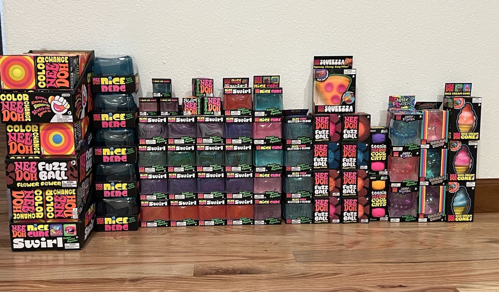 NeeDoh Bundle Lot of 93 Items Pizza Nice Cream Dream Drop Jelly Fish Fuzz Cube