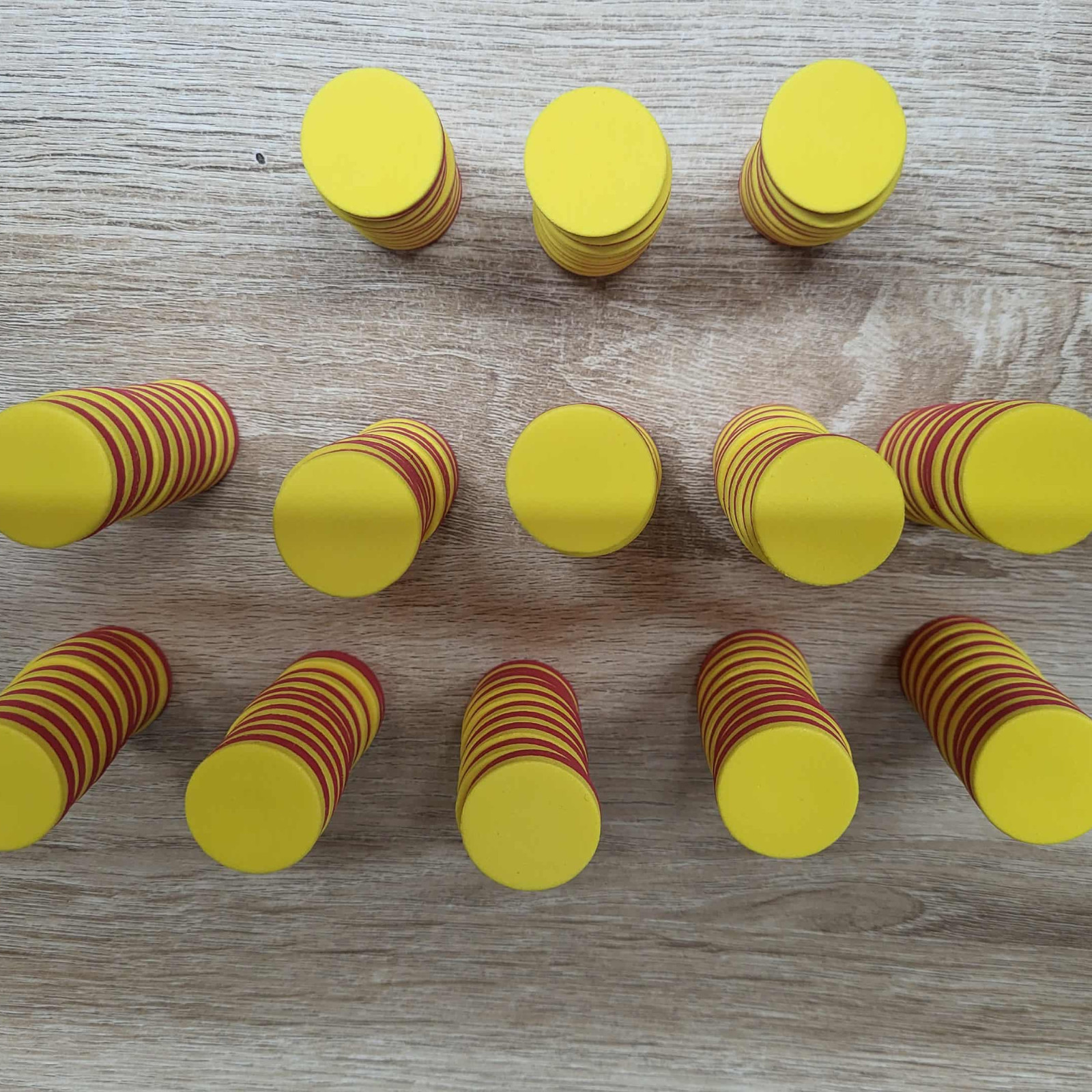 Magnetic Foam Double-Sided Counter, 100 Magnetic + 30 Non-Magnetic Manipulatives