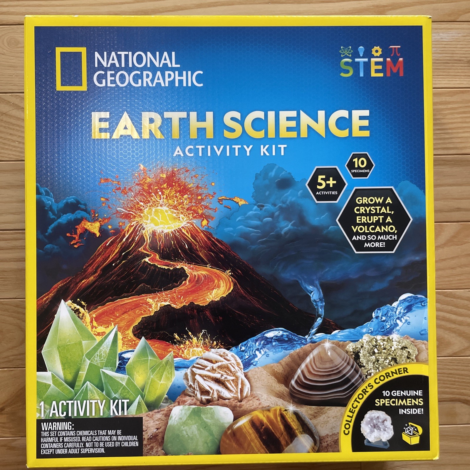 NATIONAL GEOGRAPHIC Earth Science Kit 5+ Science Experiments & Activities NIB