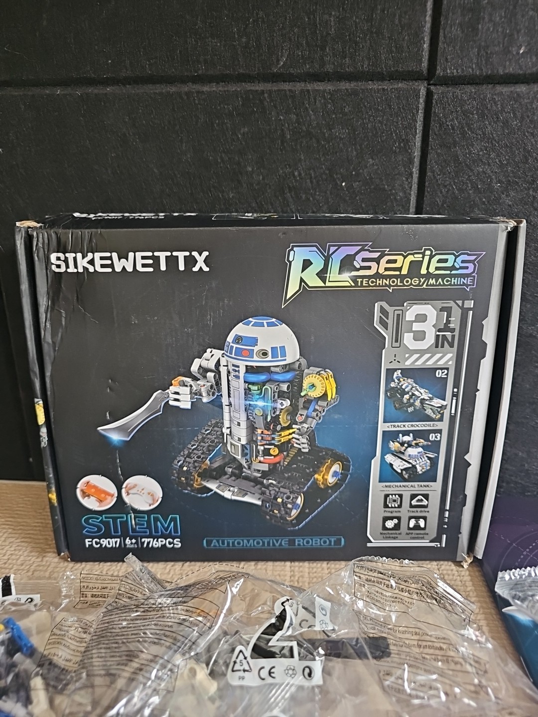 3-in-1 Educational STEM Robotics Kit with APP/Remote Control – 776 PCS